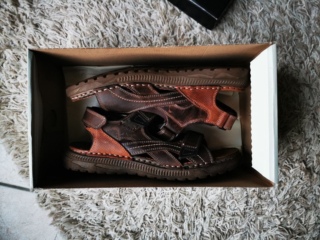 output sandalen nieuw!!!  maat 43 25/30 euro, Sandalen, Bruin, Nieuw, Ophalen of Verzenden