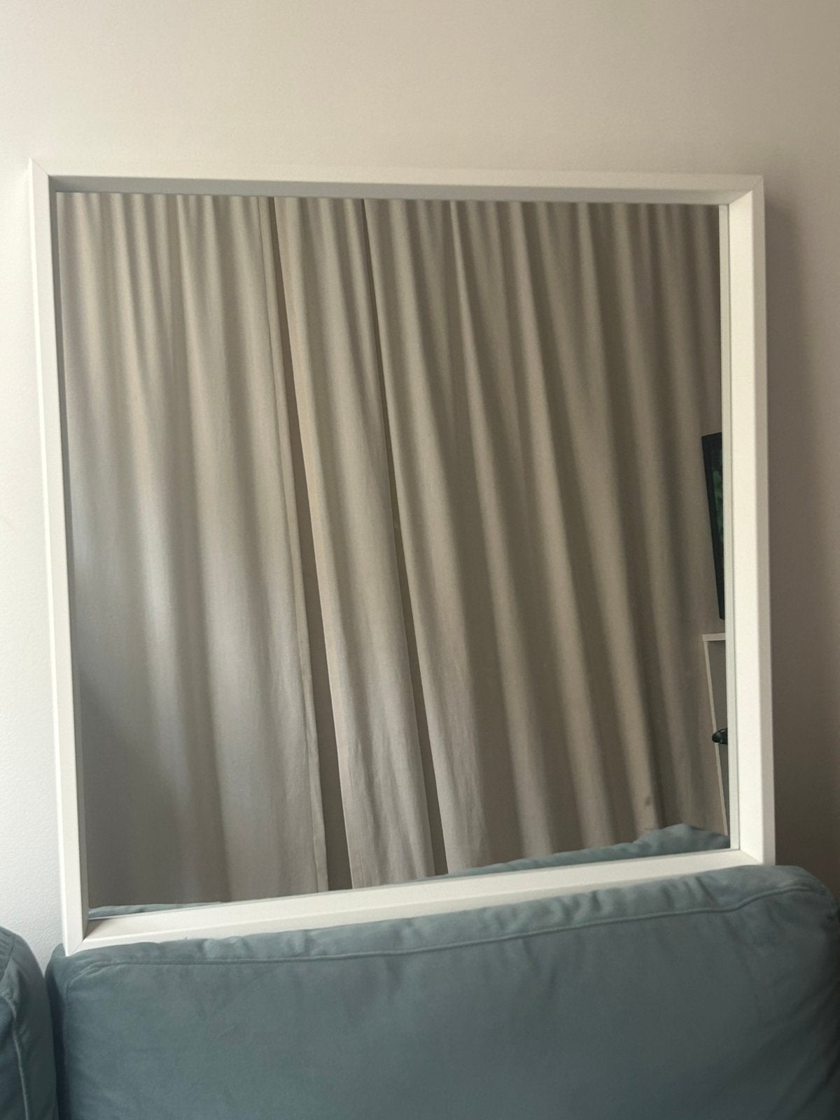 IKEA Nissedal Spiegel 65 x 65 cm, Huis en Inrichting, Woonaccessoires | Spiegels, Ophalen, Zo goed als nieuw, Minder dan 100 cm
