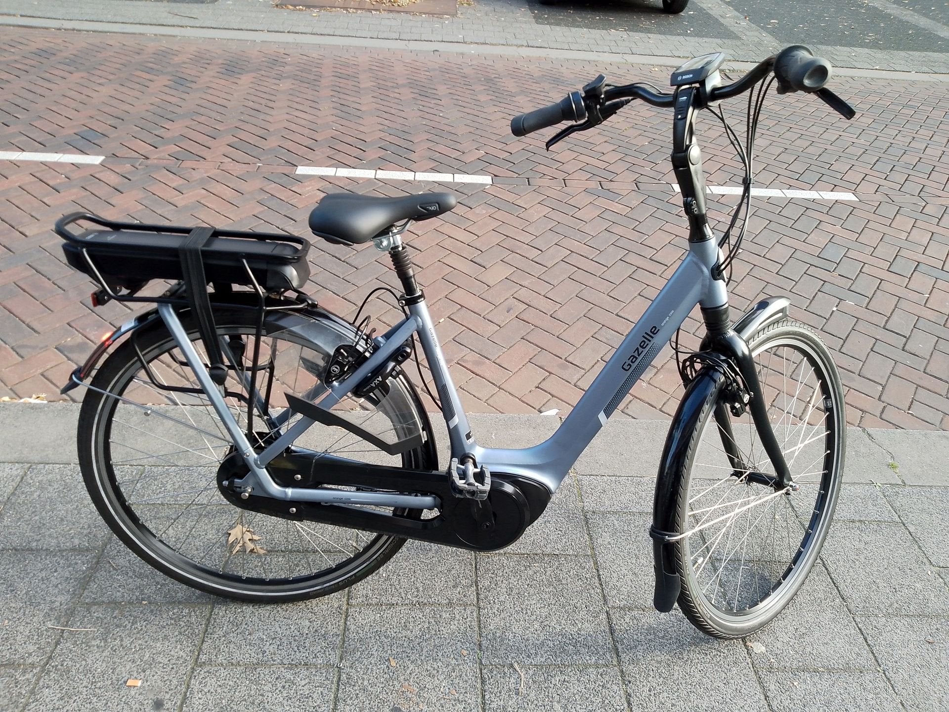 Gazelle Orange C310 elektrische fiets Bosch+Enviolo z.g.a.n