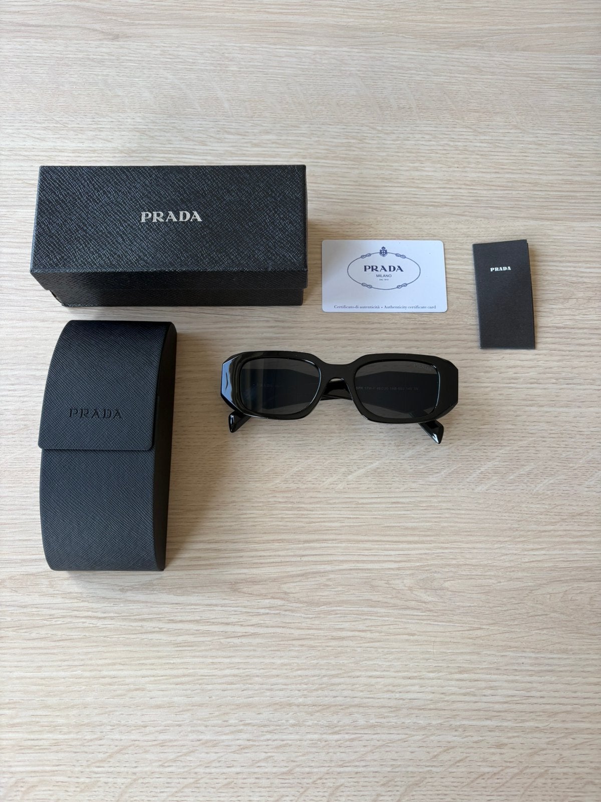 Black Prada Sunglasses New Including Boxes, Zonnebril, Prada, Zwart, Nieuw