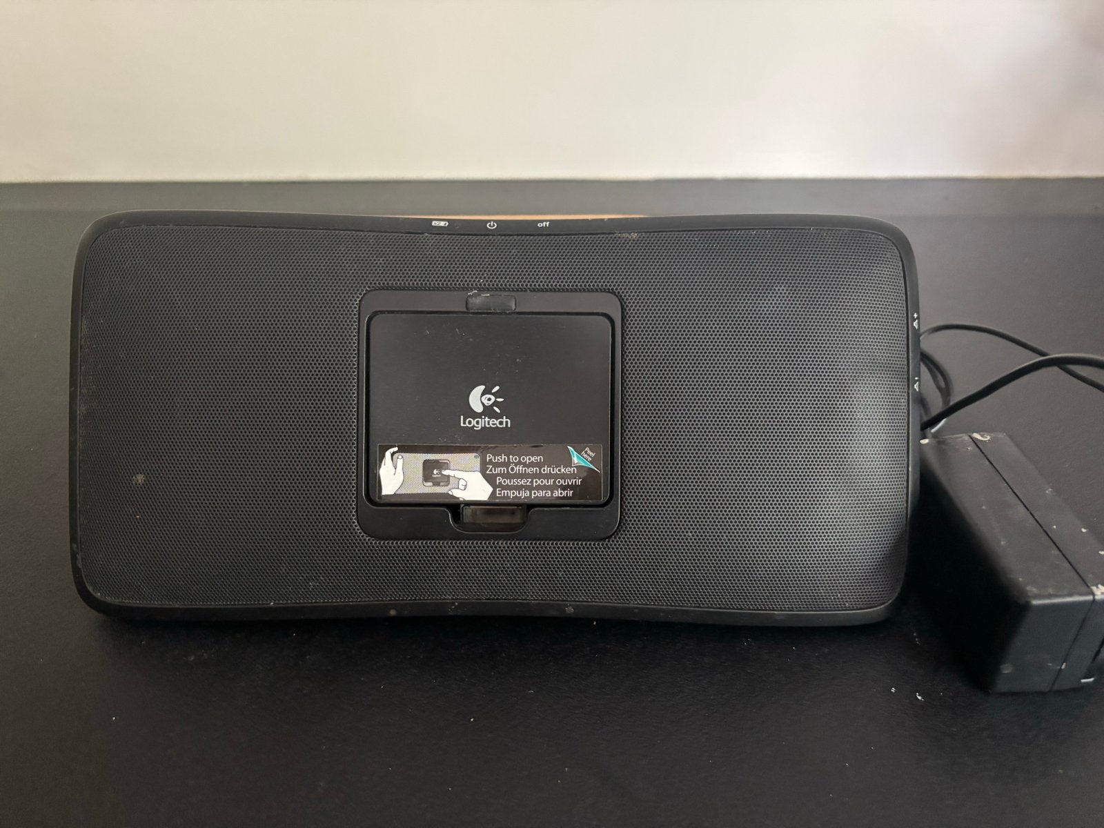 Logitech Draagbare iPod/iPhone Speaker Dock, Ophalen of Verzenden, Gebruikt, Overige typen