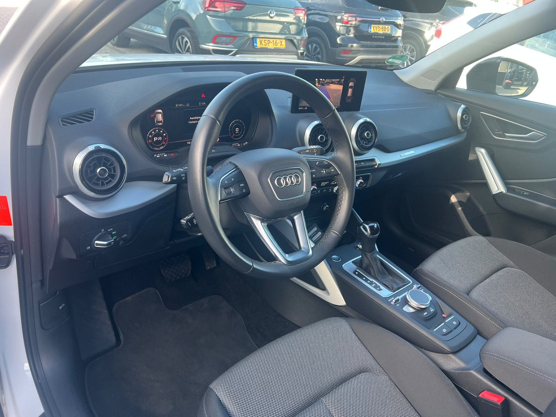 Audi Q2 35 TFSI S Line Black virtual cockpit, camera, navi,, Stof, 4 cilinders, 150 pk, Wit
