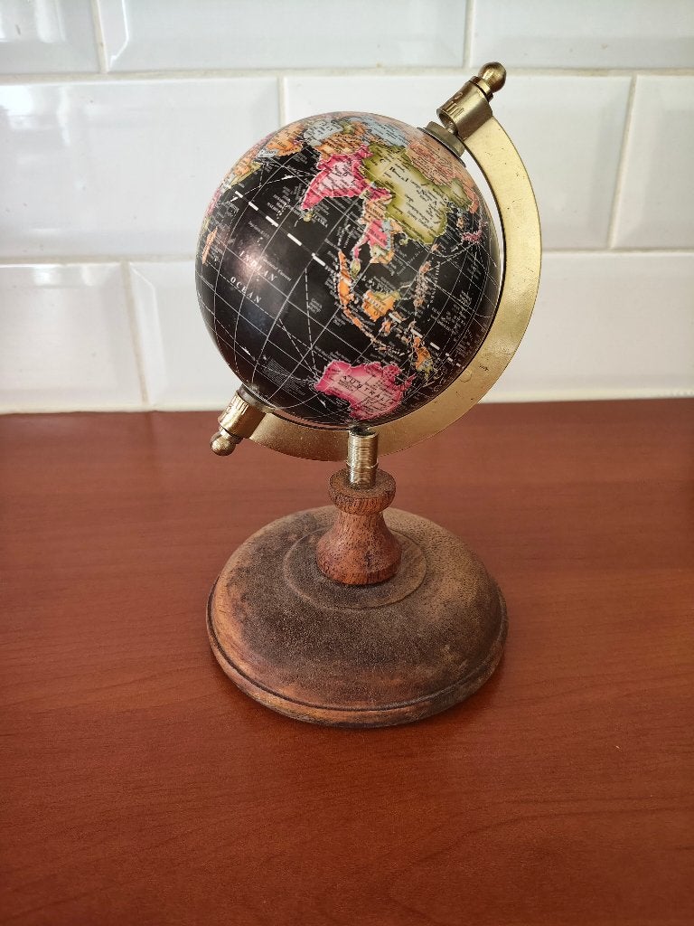 kleine wereldbol (ca 21 cm), Ophalen, Draaibaar, Zo goed als nieuw