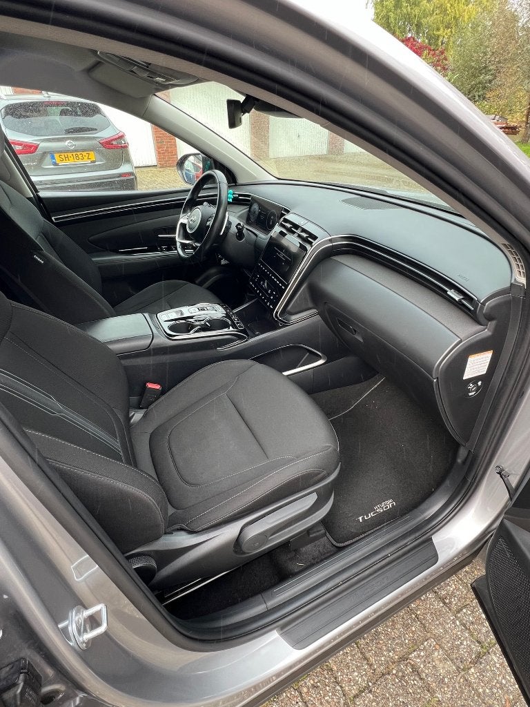 Foto 13 van Hyundai Tucson 1.6 T-gdi HEV 230pk Aut. 2022 Grijs