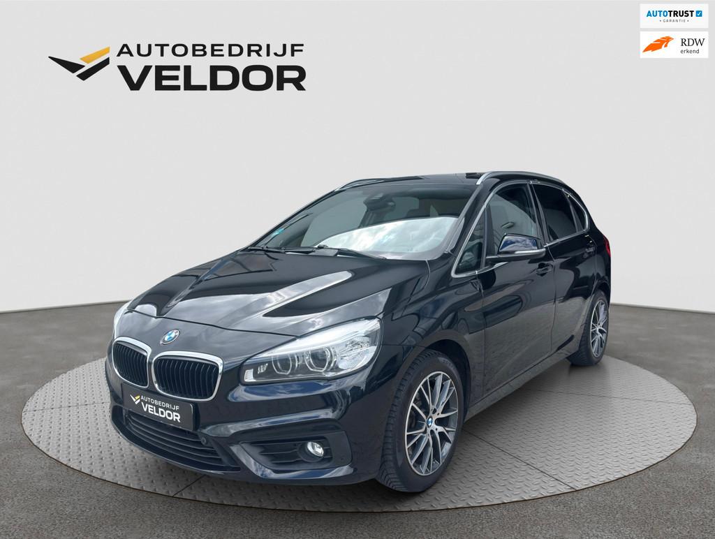 BMW 225i Active Tourer High Executive Pano/Camera/Headup/Key, 1998 cc, Gebruikt, 4 cilinders, Zwart