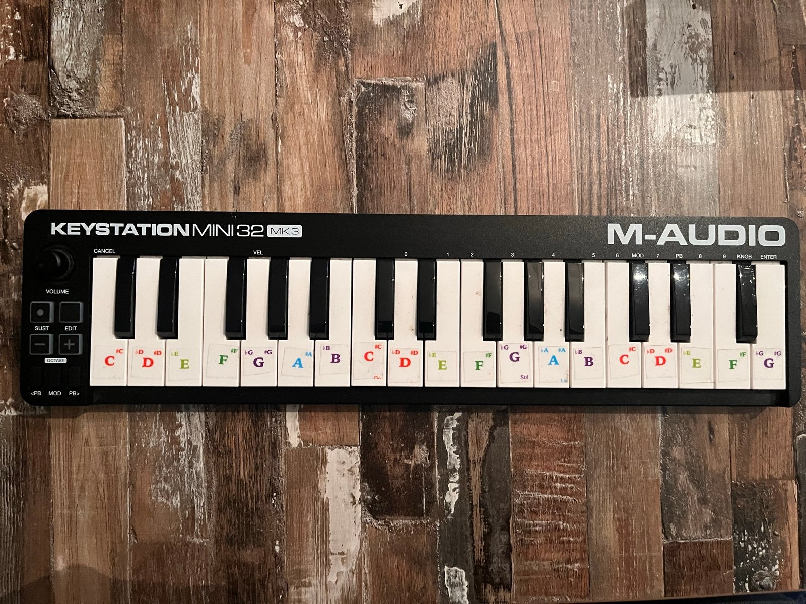 M-Audio Keystation Mini 32 MK3 MIDI Keyboard, Overige merken, Zo goed als nieuw, Aanslaggevoelig, Overige aantallen
