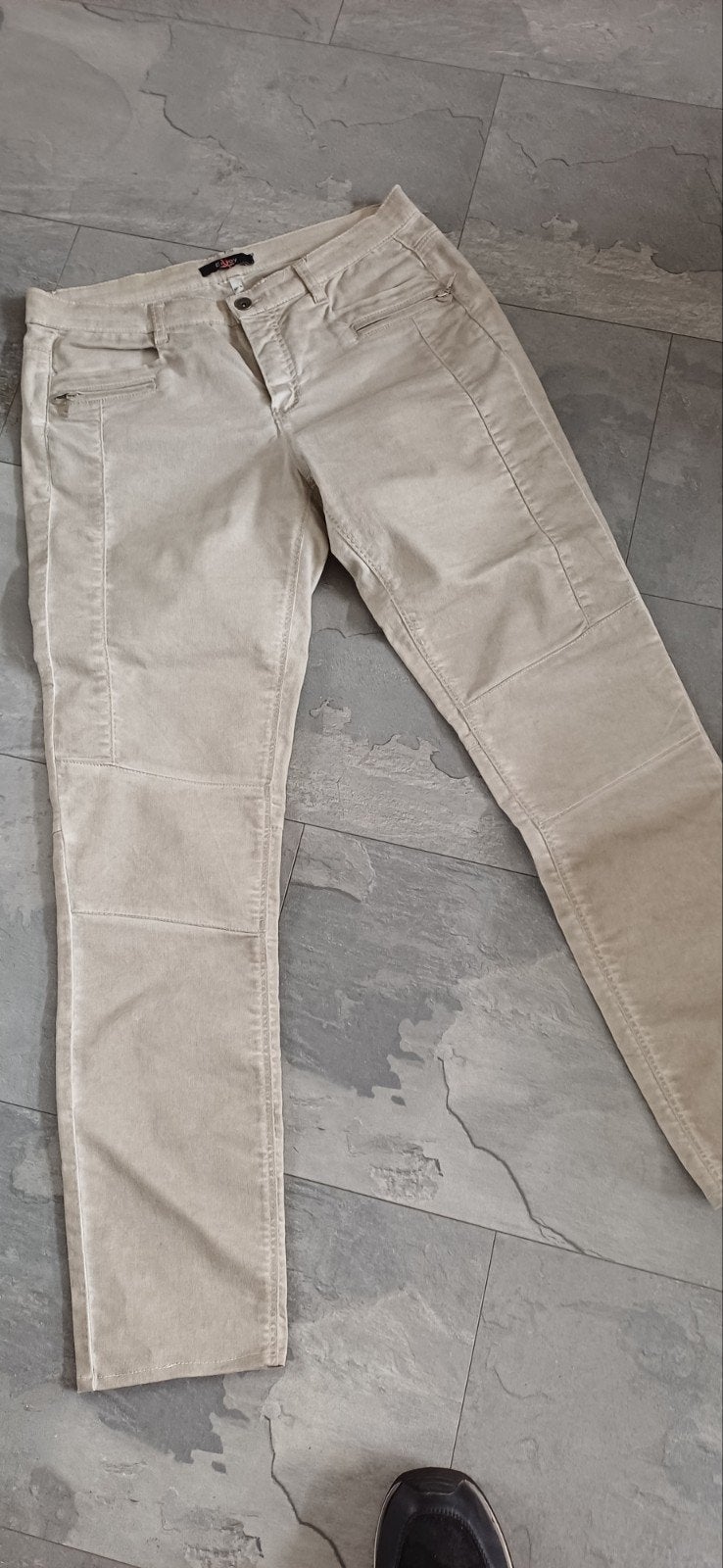 tka mooie broek van enjoy maat m taille 40/42 cm rekbaar, Maat 38/40 (M), Zwart, Ophalen of Verzenden, Zo goed als nieuw