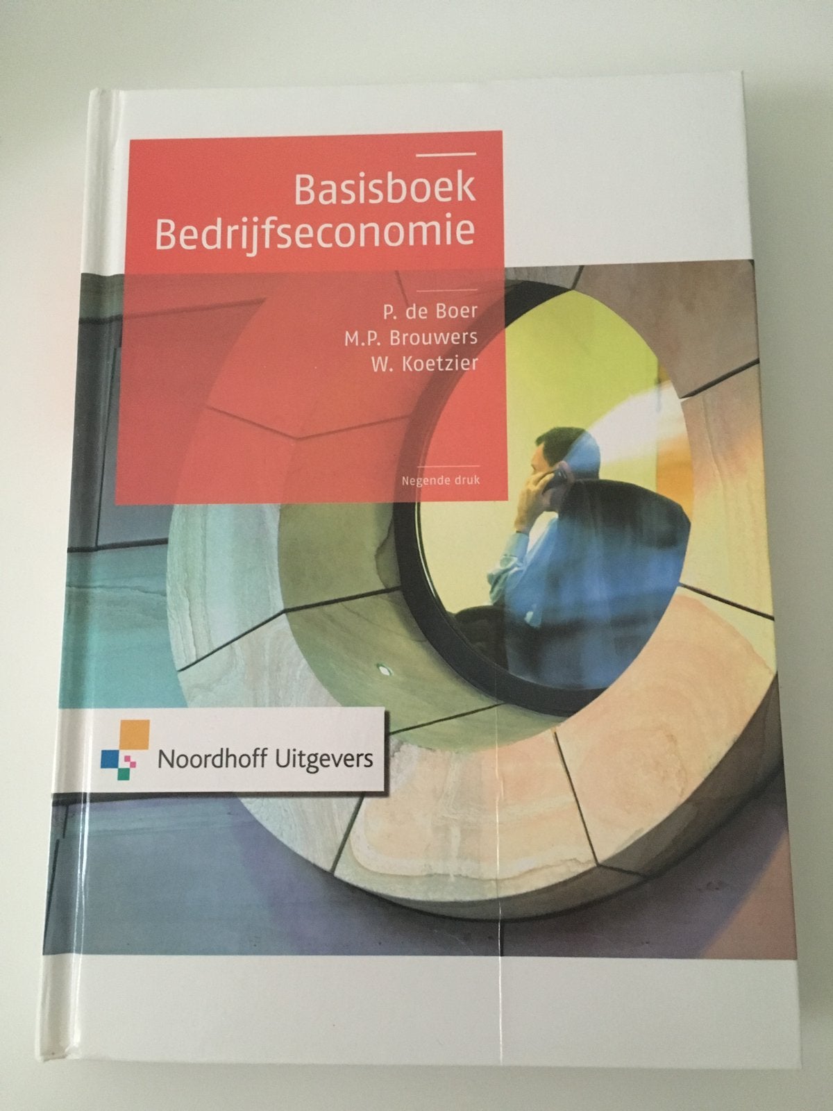 Basisboek bedrijfseconomie druk 9, Ophalen of Verzenden, Zo goed als nieuw