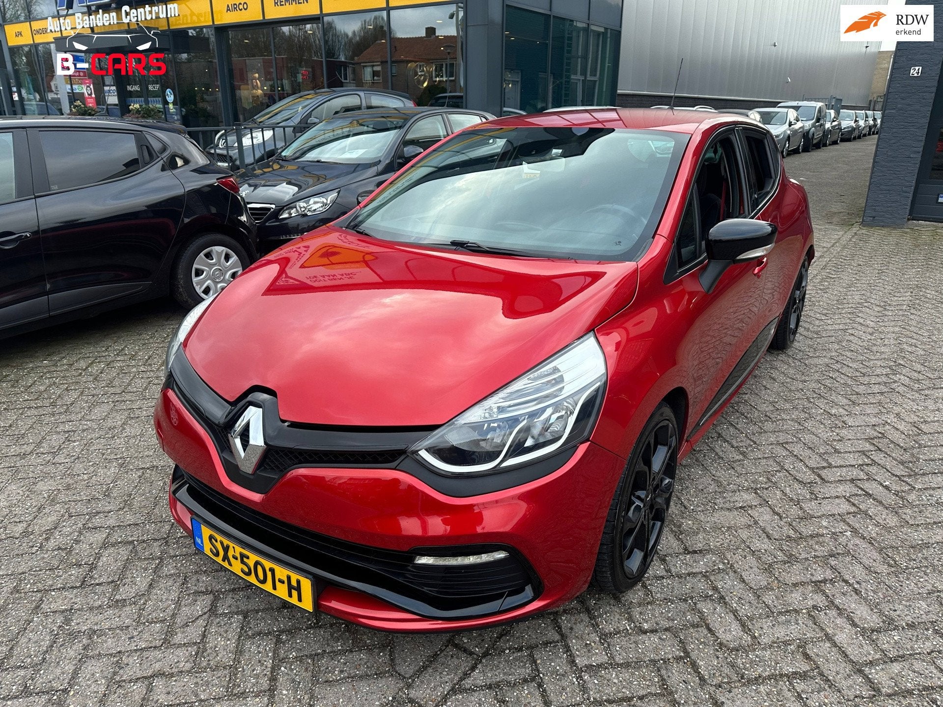 Renault Clio 1.6 R.S. Trophy|NAVI|CRUISE|PDC|RACING!, Euro 5, 1618 cc, Gebruikt, 4 cilinders