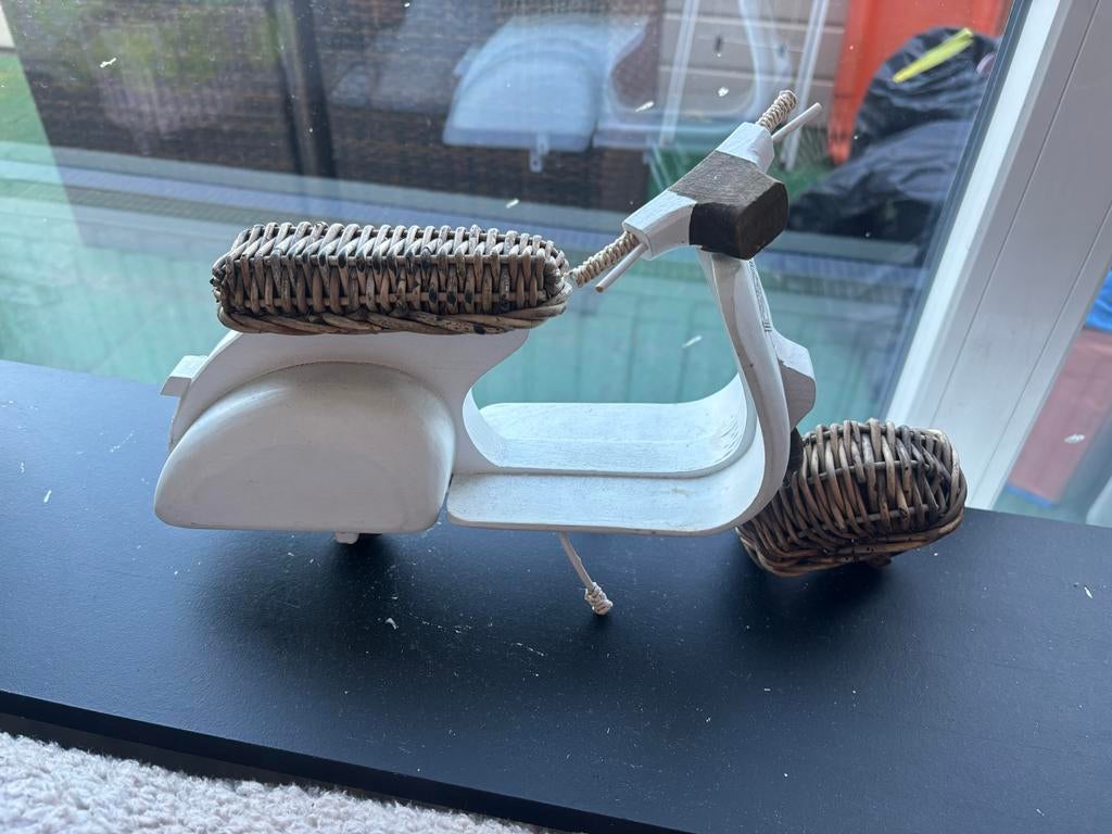 Riviera Maison Scooter Decoratie - Voorwiel zit los, Gebruikt, Ophalen, Overige merken, Groter dan 1:32