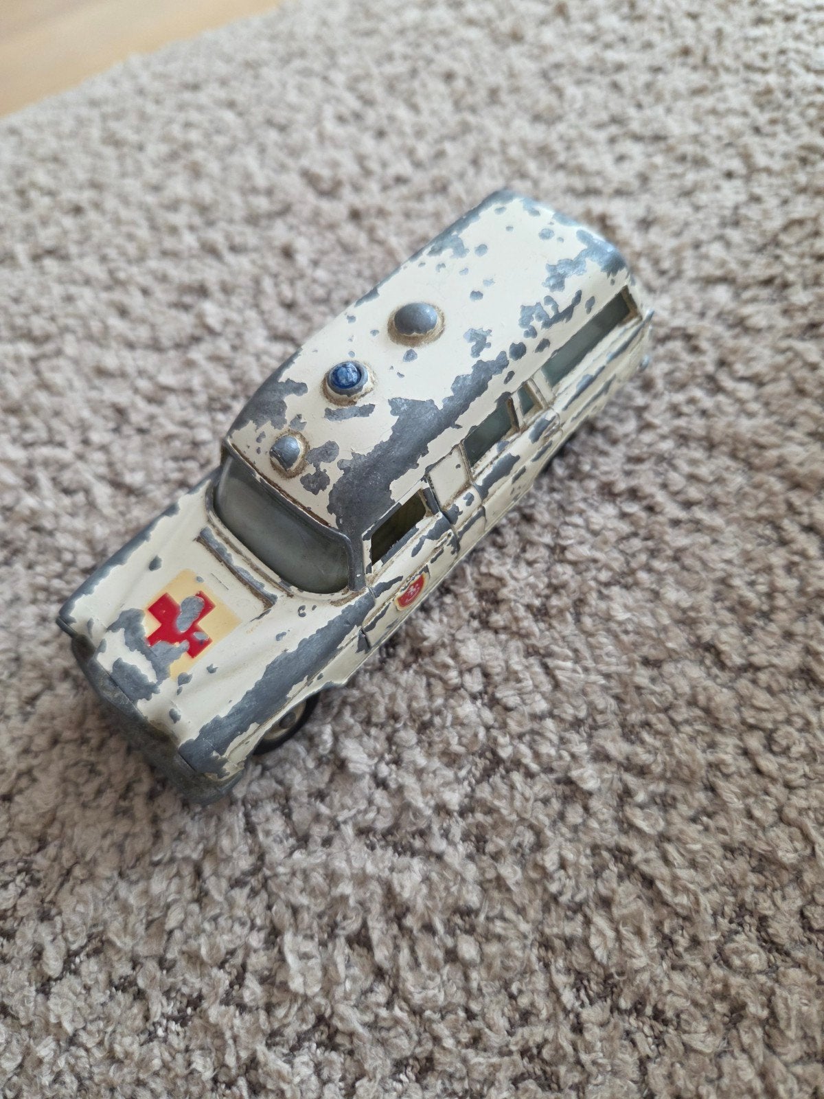 Vintage Matchbox King Size K-6 Mercedes Benz Ambulance, Ophalen of Verzenden, Gebruikt