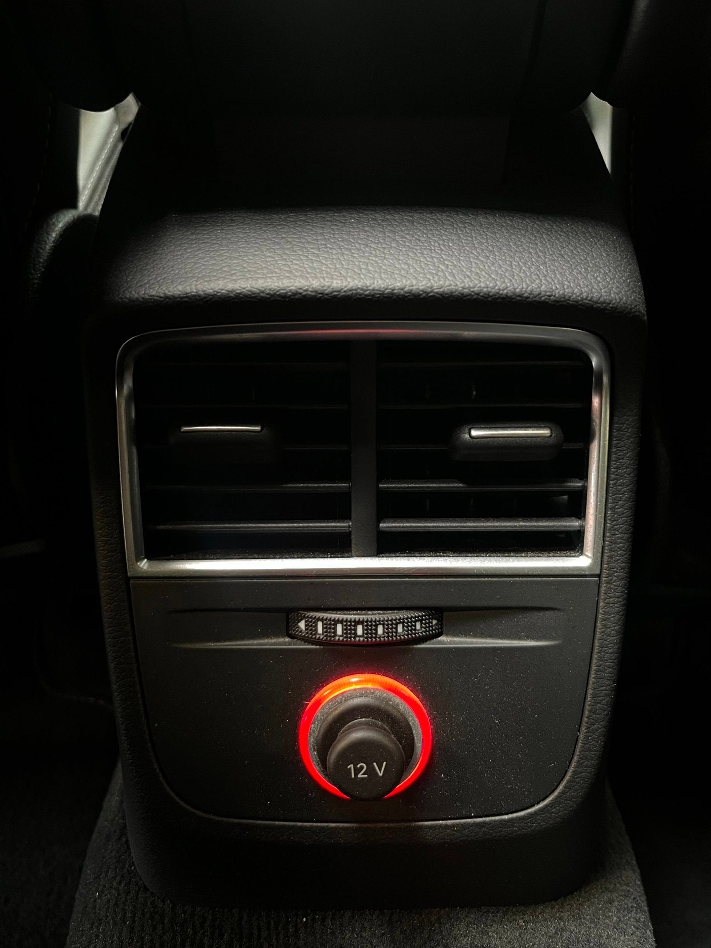 Foto 18 van Audi A3 Limousine 1.8 TFSI quattro S tronic Pano/Navigatie/B