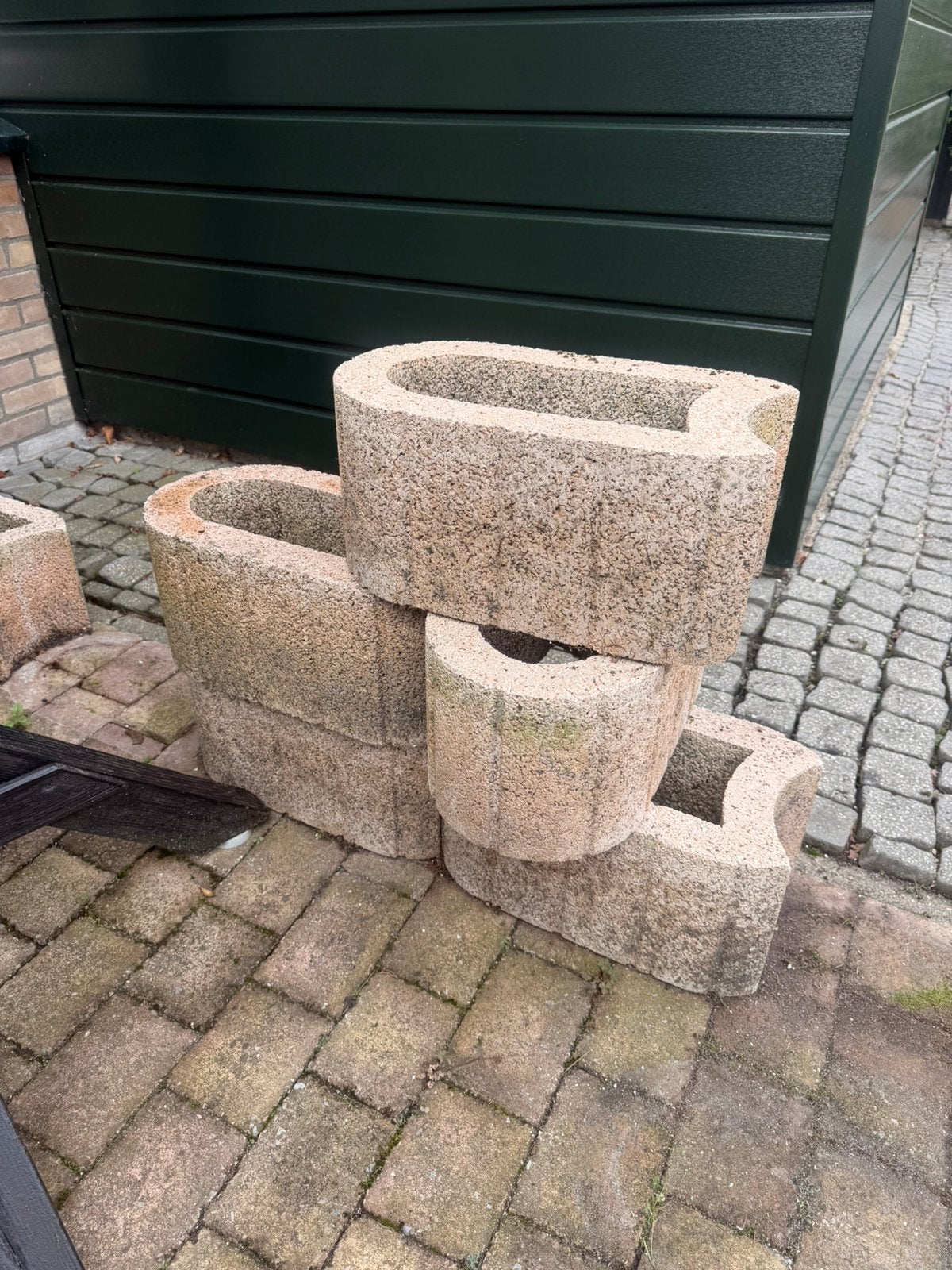 Gratis bloembakken stapelbaar 7 stuks, Ophalen, Gebruikt, Rond, Minder dan 30 cm