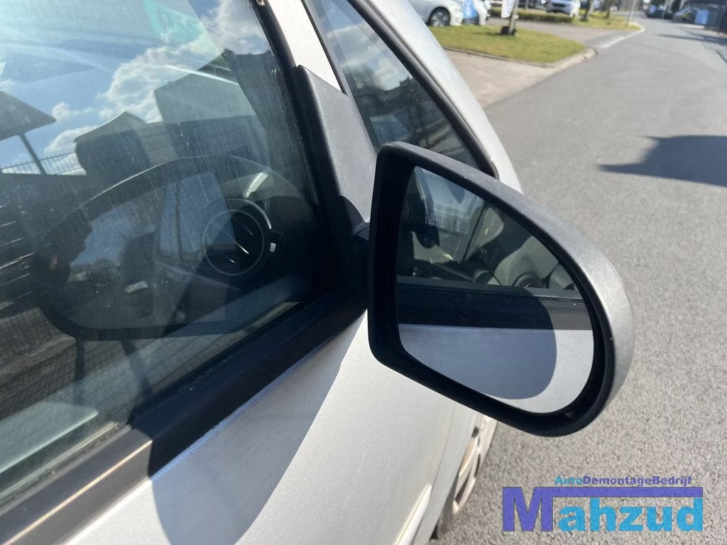 Mitsubishi colt 6 grijs 16H spiegel rechts 2004-2014, Info@mitsubishi-motors.com, Gebruikt, Mitsubishi Motors Corporation, Ophalen of Verzenden
