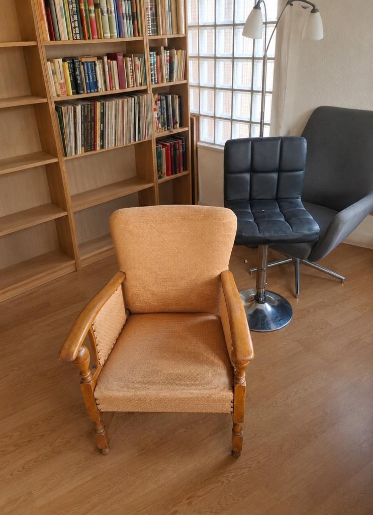 Gratis oude stoeltjes - Vintage fauteuil, Ophalen