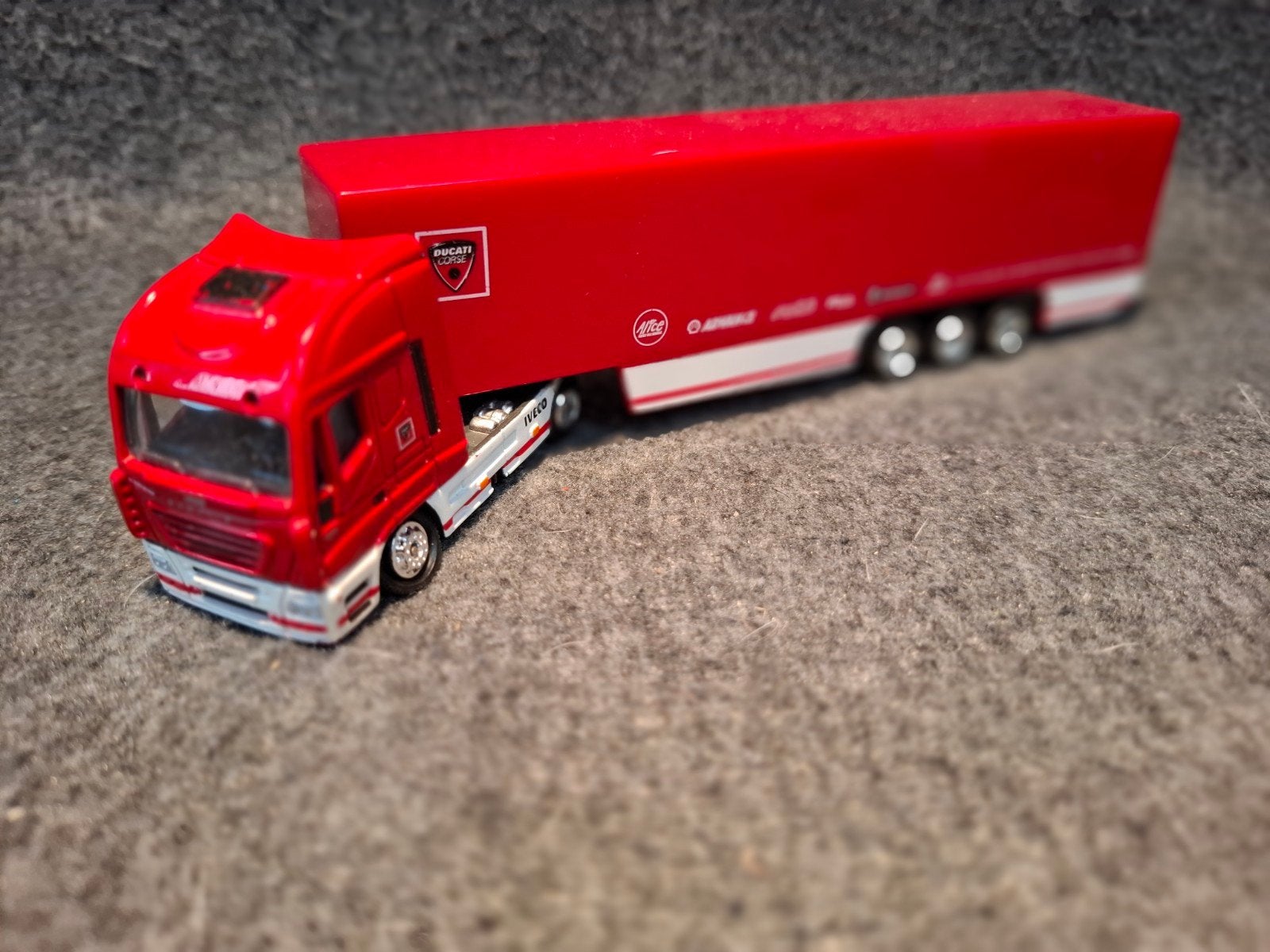IVECO   STRALIS, Ophalen of Verzenden, Zo goed als nieuw, Bus of Vrachtwagen, Overige merken