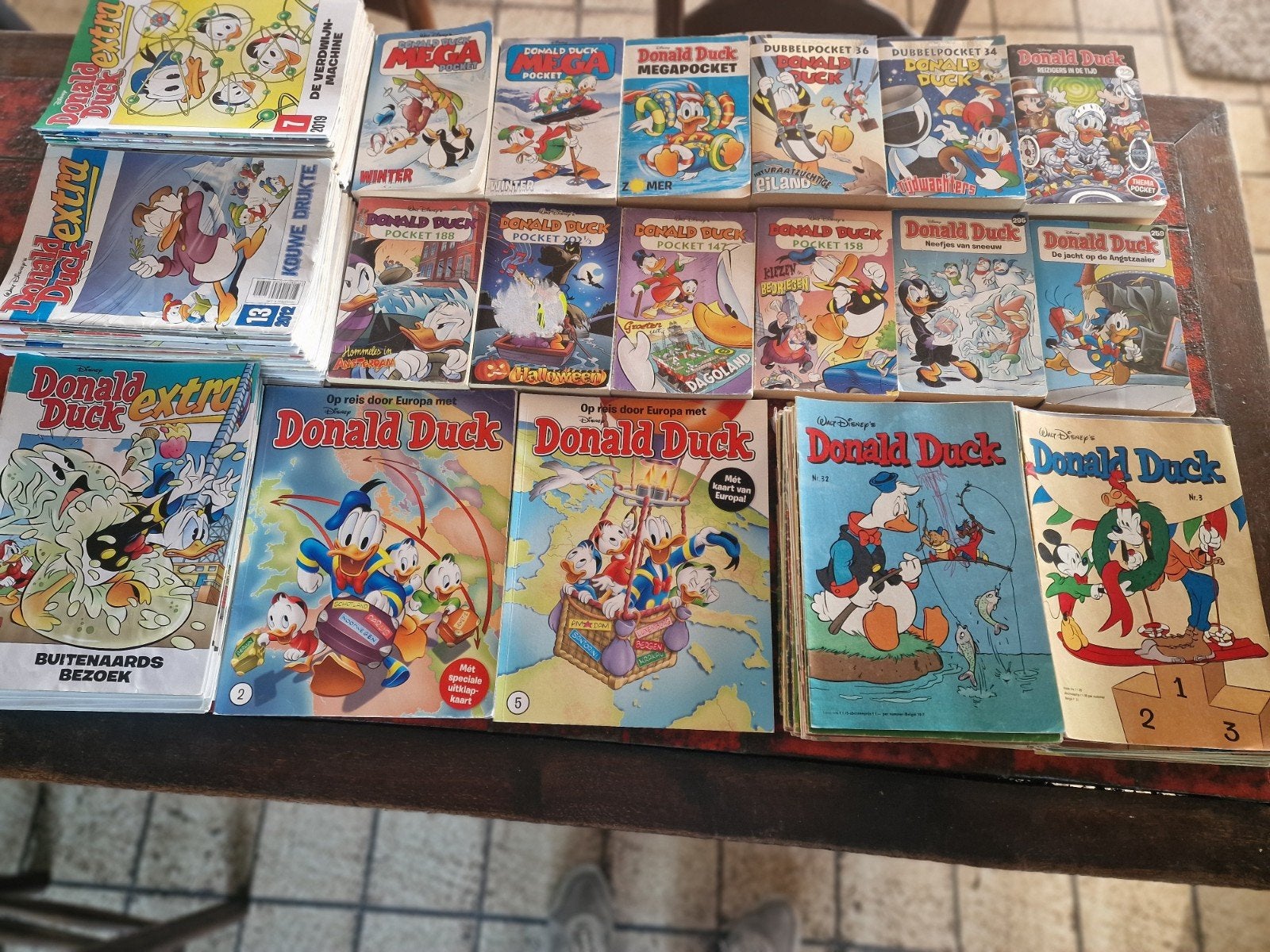 Donald Duck Extra, weekbladen, pockets, te koop aangeboden, Boeken, Ophalen of Verzenden