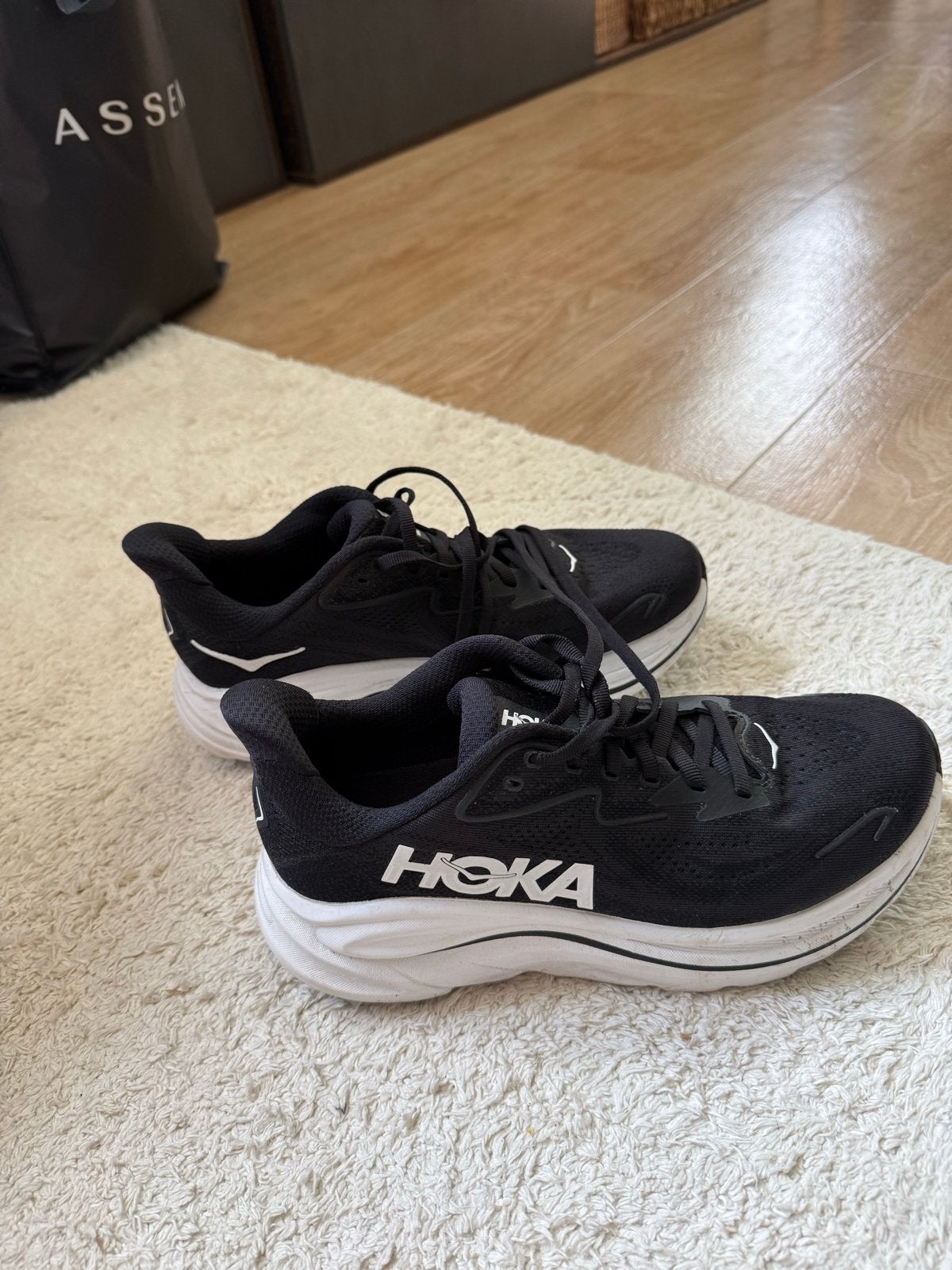 Hoka hardloopschoenen - maat 40, Overige merken, Hardloopschoenen, Ophalen of Verzenden, Zo goed als nieuw