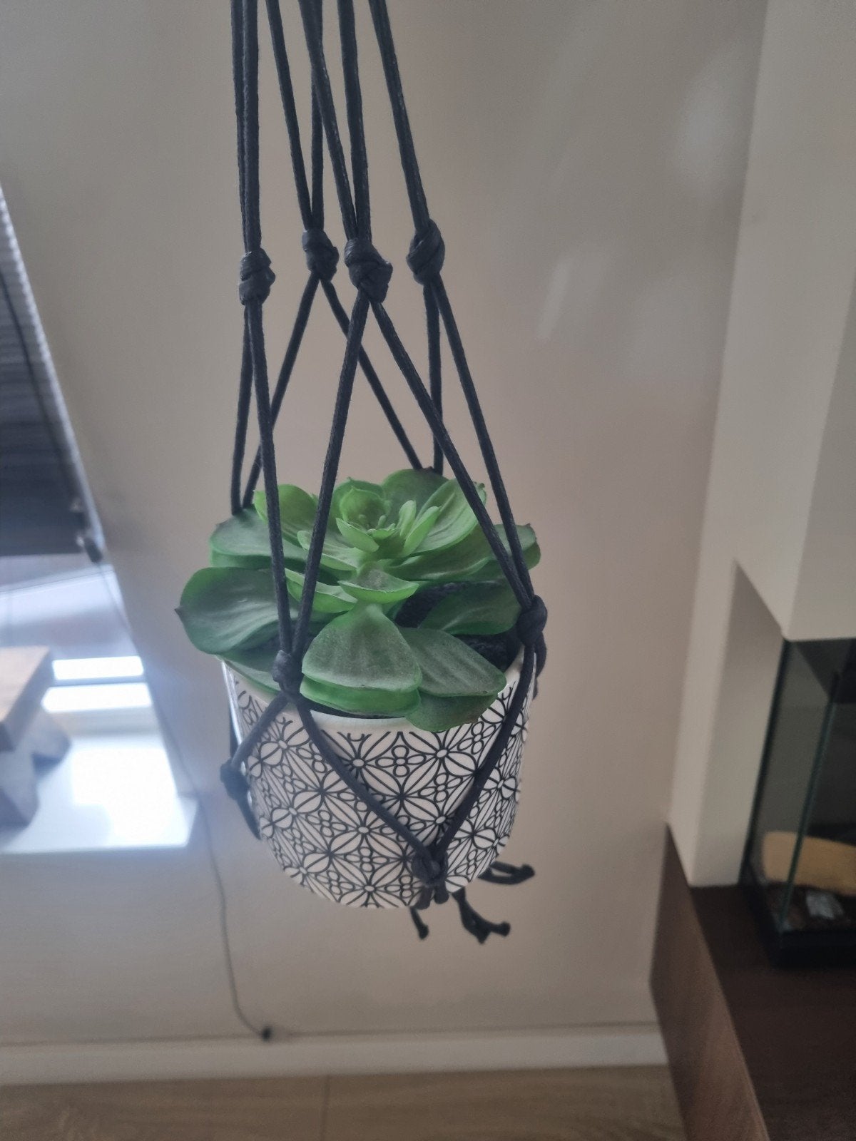 Macramé plantenhangers 2 stuks (zwart en groen), Tuin en Terras, Overige materialen, Binnen, Ophalen of Verzenden, Zo goed als nieuw