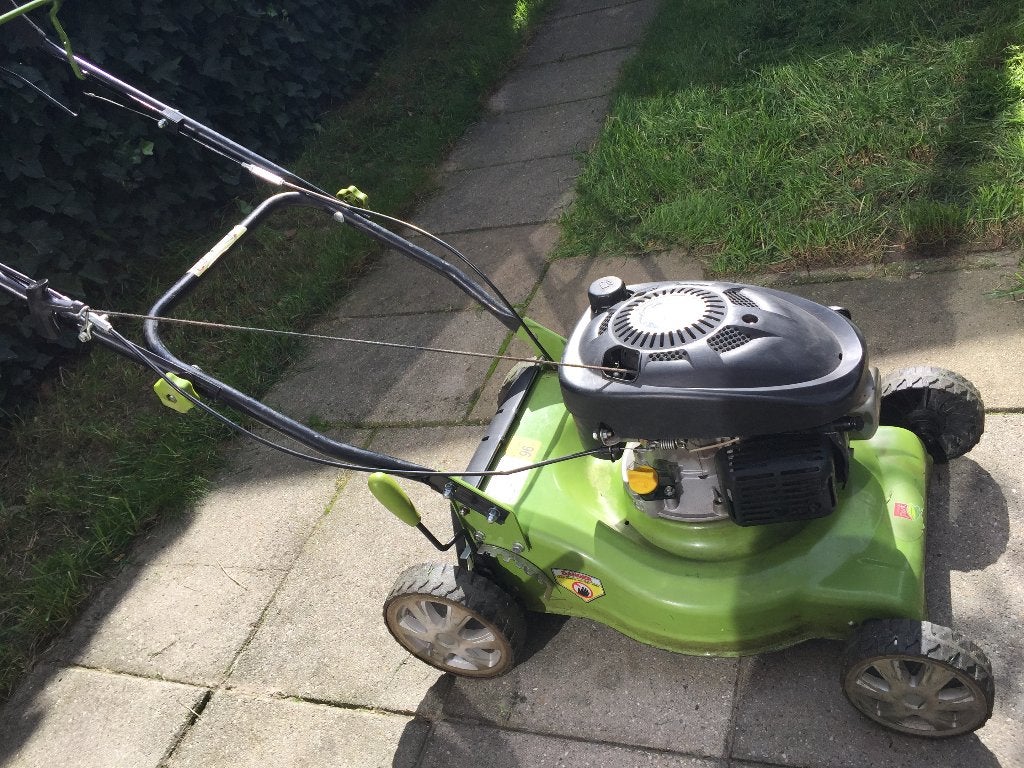benzine grasmaaier, aandrijving, Central Park DG350, 98,5cc, Ophalen, Cirkelmaaier, Gebruikt, Central Park