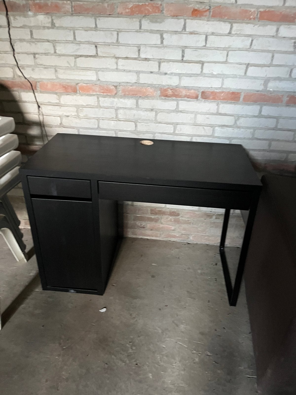 Zwart Ikea bureau, Ophalen, Zwart, 105 cm, Gebruikt
