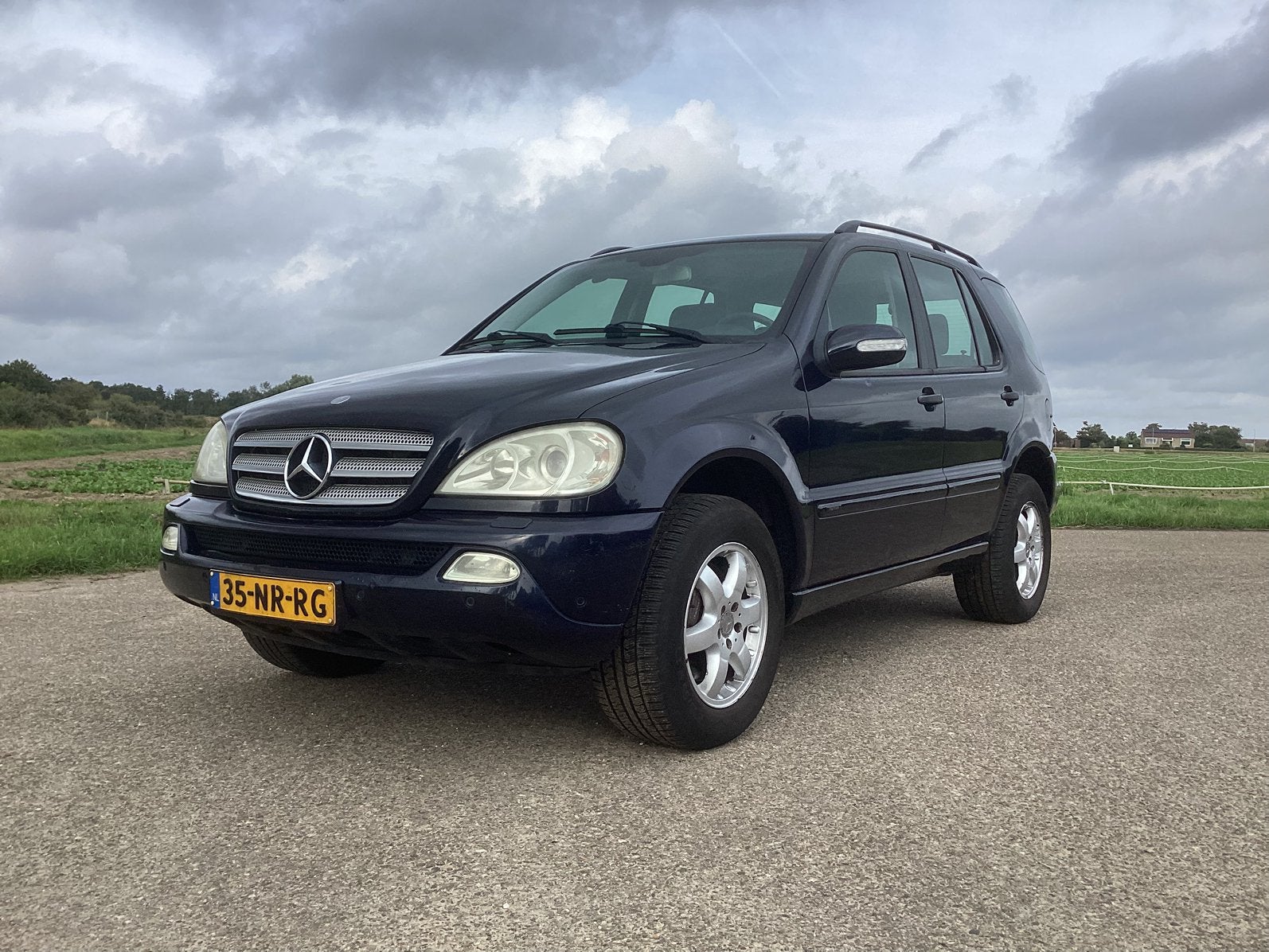 Mercedes-Benz M-Klasse 3.7 Ml350 INSPIRATION 4MATIC AUT 2004, Automaat, Zwart, 7 stoelen, Vierwielaandrijving