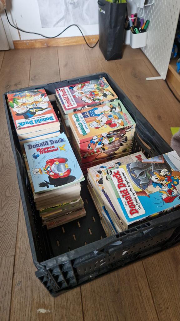 Grote kist vol Donald Duck Pockets, Boeken, Stripboeken, Gelezen, Meerdere stripboeken, Ophalen of Verzenden