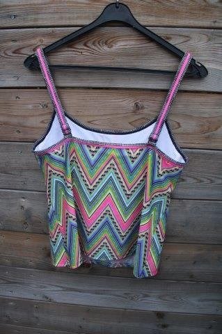 Tankinitop gekleurd Sunflair mt 44D Vaste prijs OPRUIMING, Kleding | Dames, Overige typen, Overige kleuren, Ophalen of Verzenden