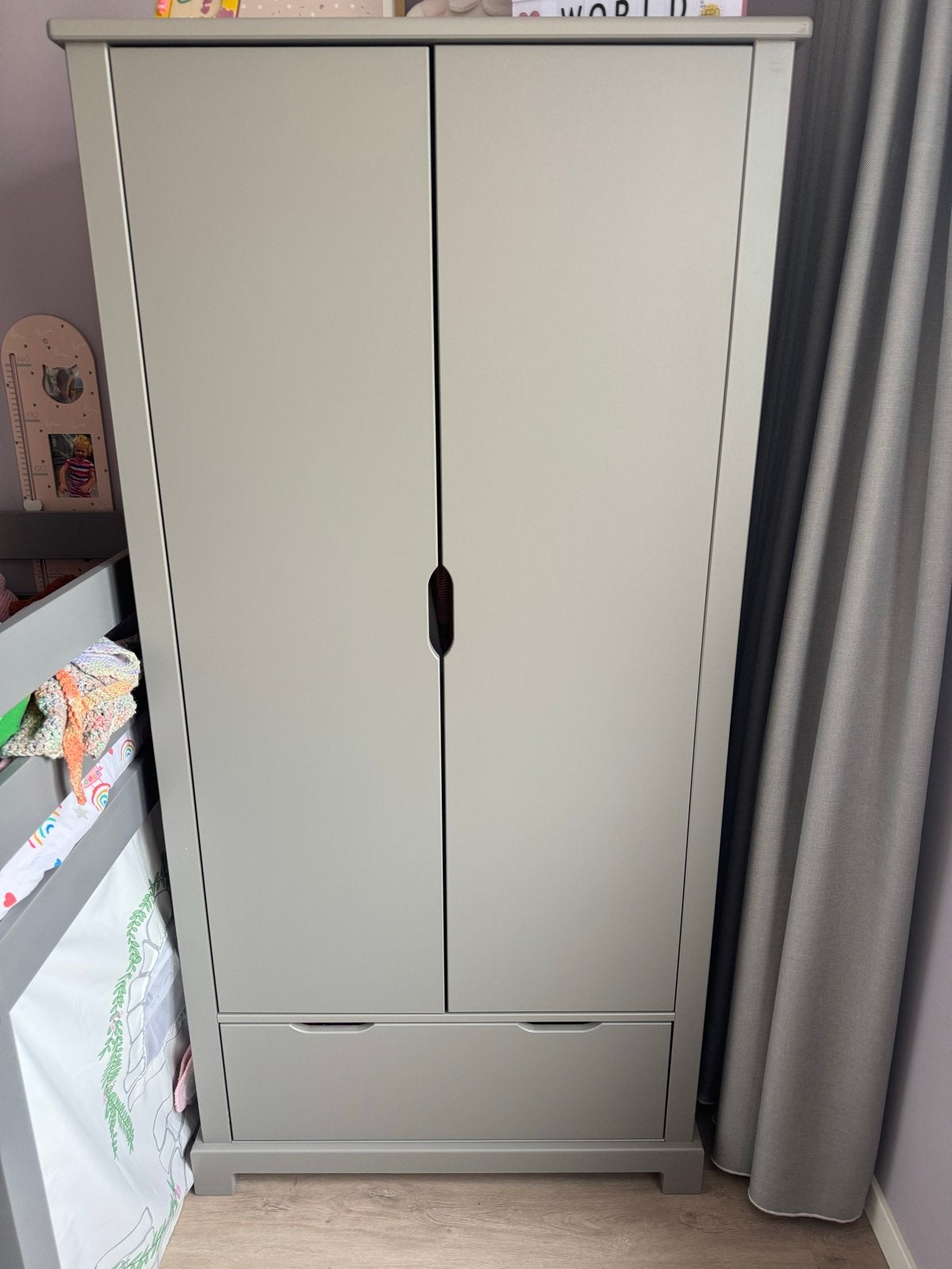 Petite Amélie Kinder Kledingkast "Nuit", Ophalen, 50 tot 100 cm, Zo goed als nieuw, Met lade(s)
