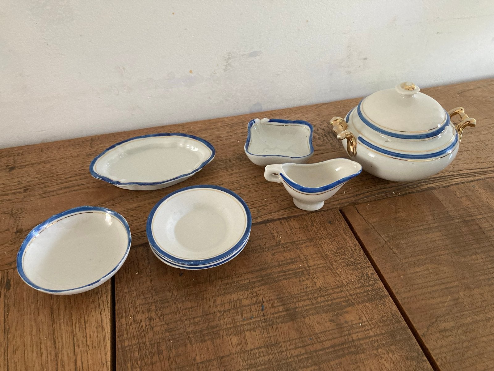 Diverse verzameling van miniatuur servies en meubels, Ophalen of Verzenden, Gebruikt