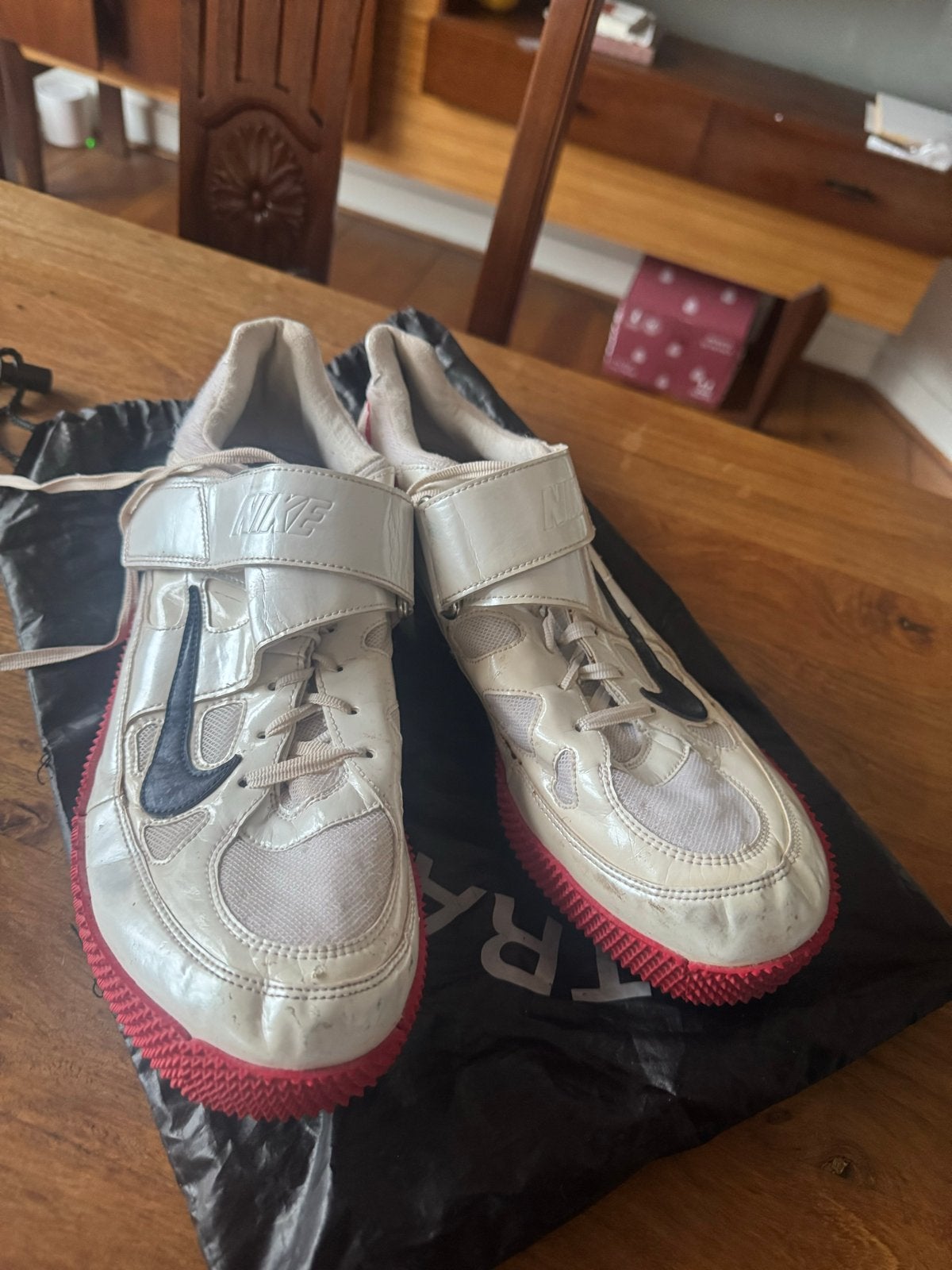 Hoogspringspikes maat 47 - Nike (valt als 45/46), Sport en Fitness, Gebruikt, Nike, Ophalen of Verzenden, Spikes