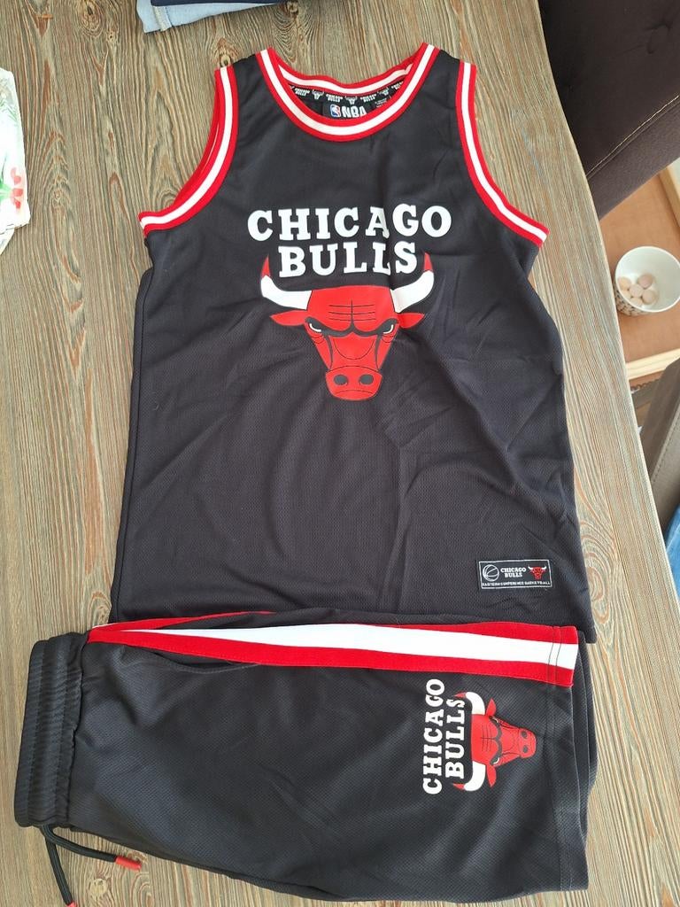 Bassebal setje 140, Sport en Fitness, Basketbal, Ophalen of Verzenden, Nieuw, Kleding