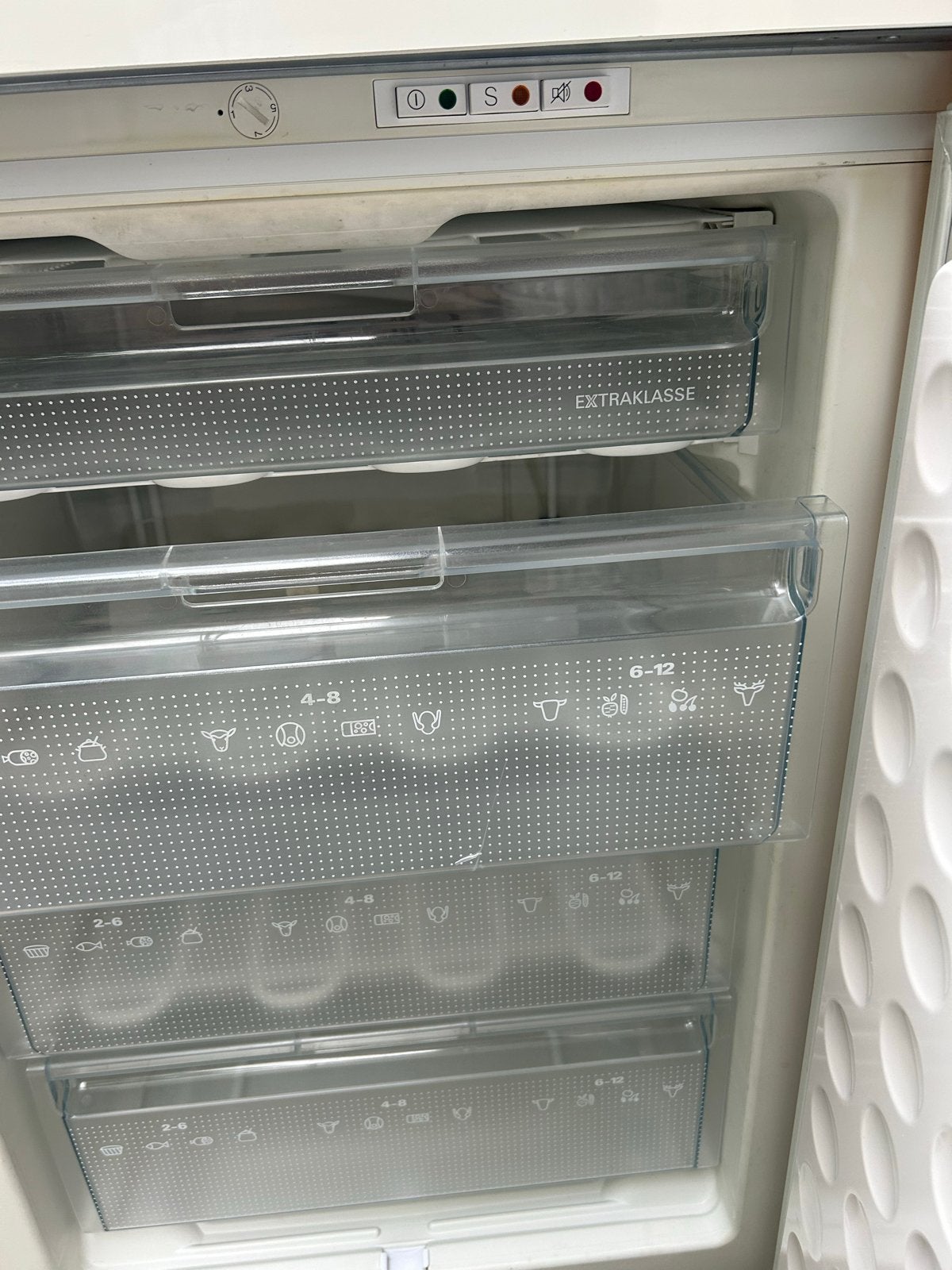 Siemens vrieskast - Extraklasse - Wegens opname verzorgingsh, Witgoed en Apparatuur, Vriezers en Diepvrieskisten, Minder dan 60 cm