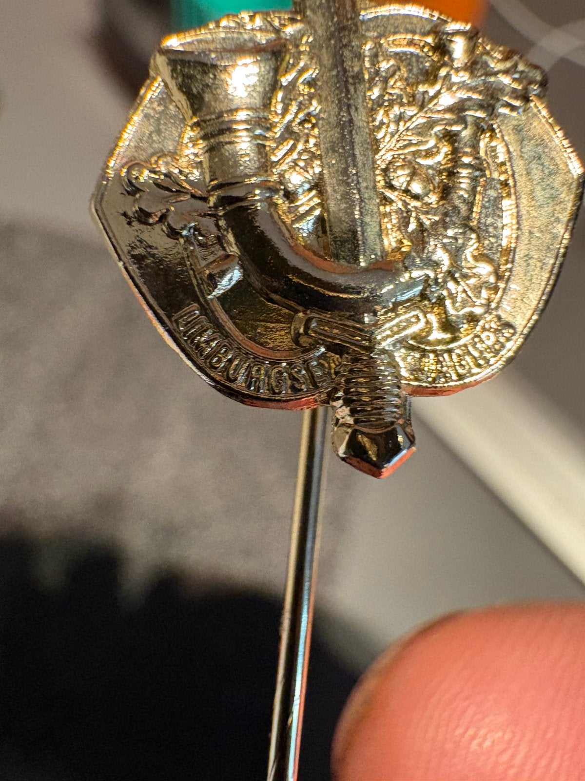 Originele Reversspeld Regiment Limburgse Jagers Koninklijke, Verzenden, Zo goed als nieuw, Overige onderwerpen