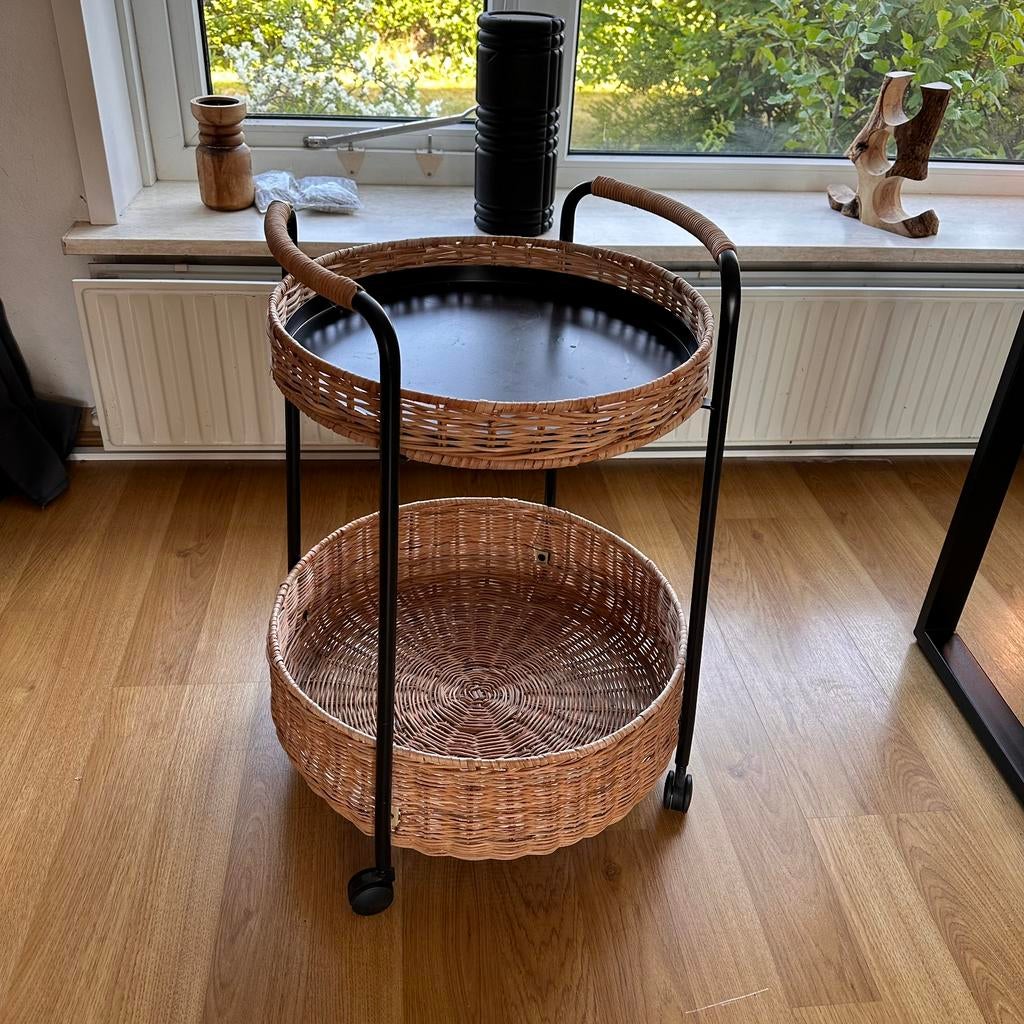IKEA LUBBAN roltafel met opbergruimte, Huis en Inrichting, Ophalen, Zo goed als nieuw