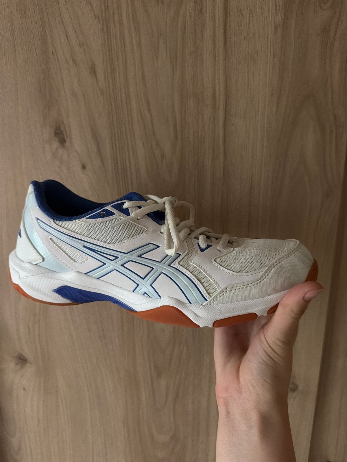 ASICS Sportschoenen - Maat 41.5 (valt als 40.5/41.0), Kleding | Dames, Schoenen, Ophalen, Gedragen, Wit, Sportschoenen
