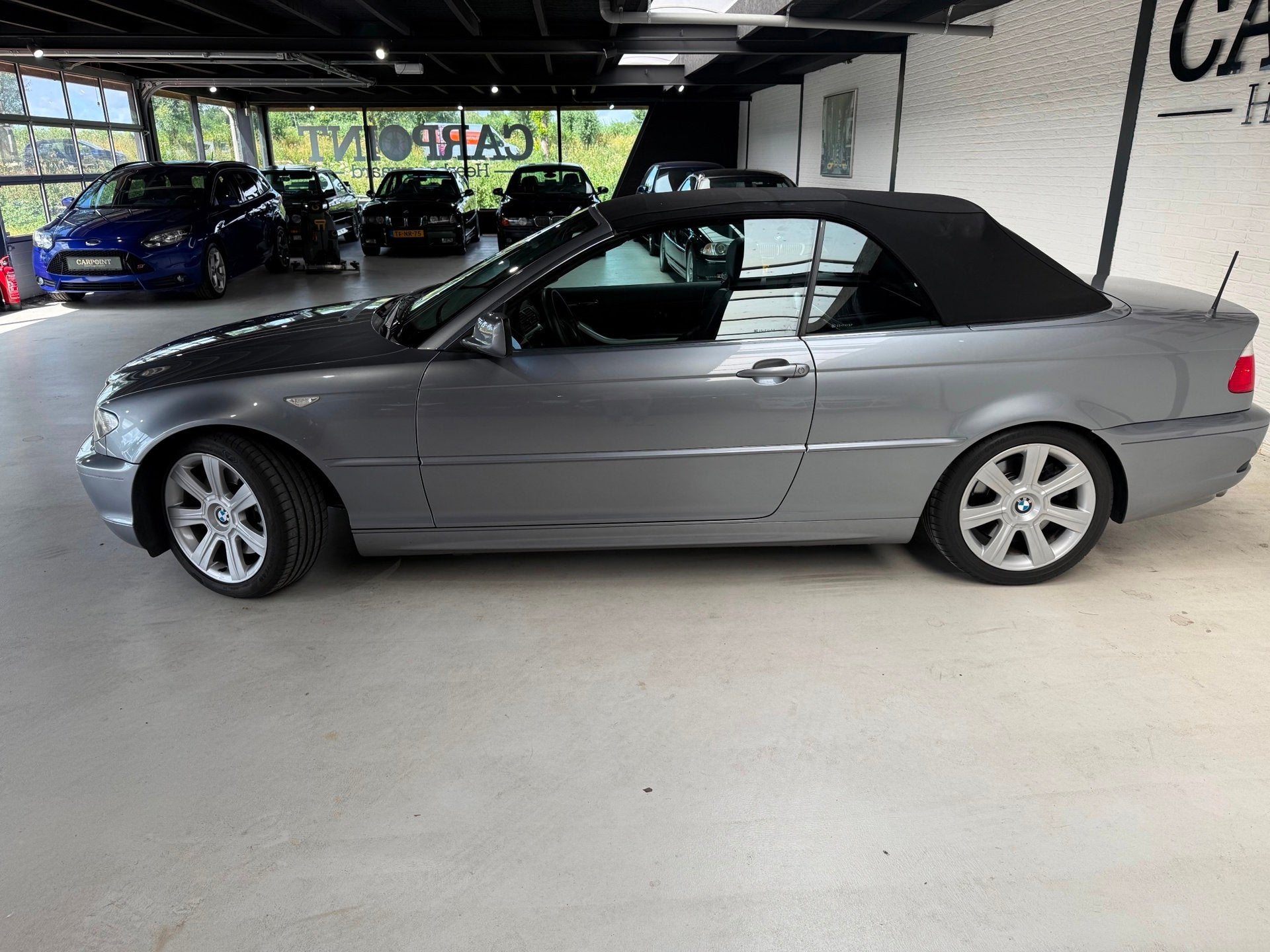 BMW 3-serie Cabrio 330Ci Executive Automaat Orig NL 2004 Fac, Auto's, Automaat, Gebruikt, Zwart, 1595 kg