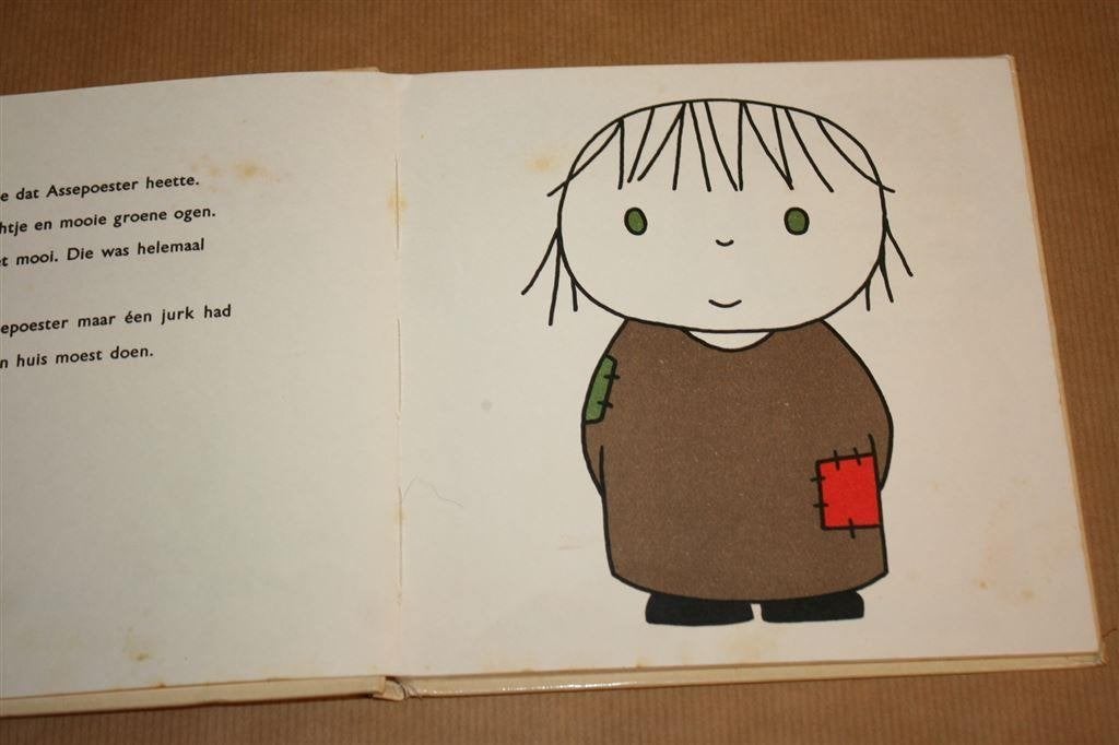 Assepoester - Dick Bruna, Boeken, Prentenboeken en Plaatjesalbums, Ophalen of Verzenden, Gelezen