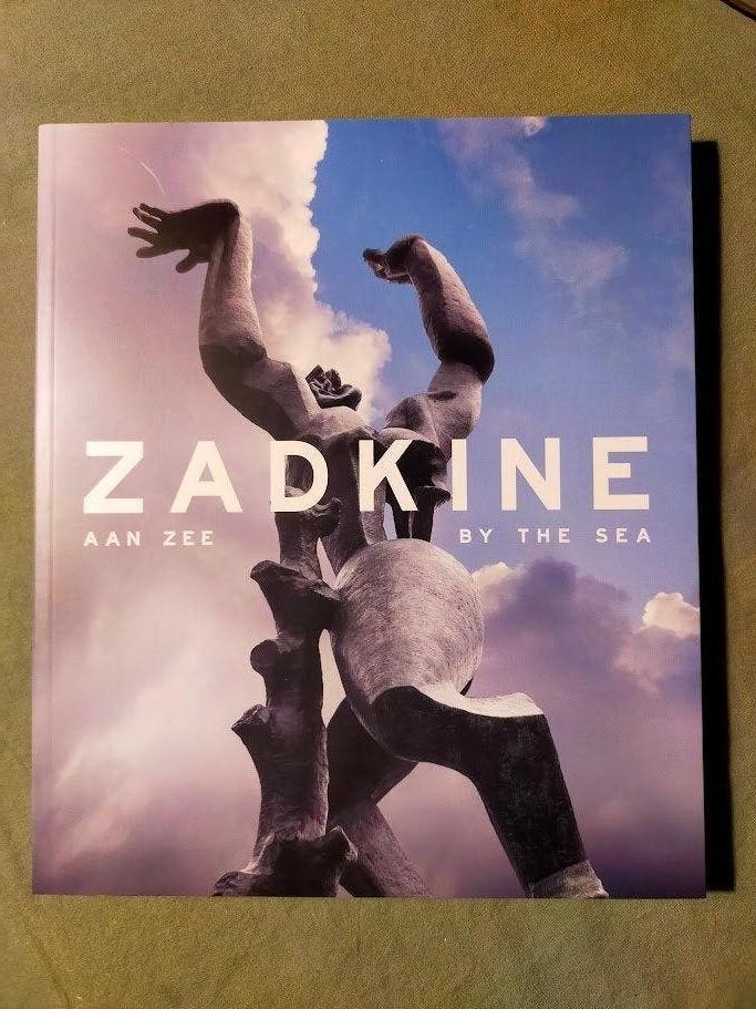 ZADKINE aan zee / by the sea (2019) Nederlands / Engels, Ophalen of Verzenden, Zo goed als nieuw, Beeldhouwkunst
