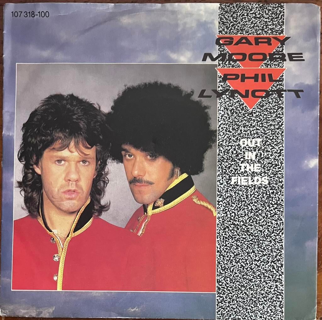 SINGLE Gary Moore & Phil Lynott - Out in the fields, Ophalen of Verzenden, Zo goed als nieuw, Pop