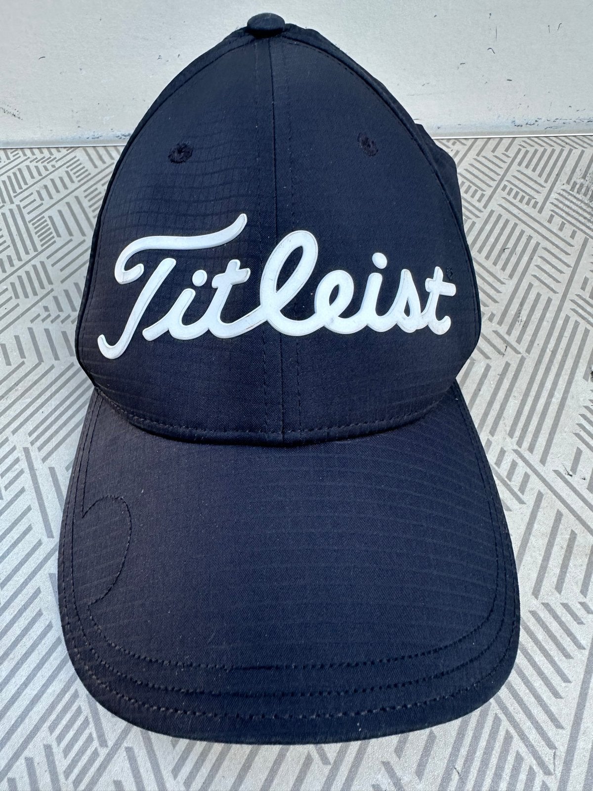 Titleist Golfpet - Zwart met Wit Logo, Kleding | Heren, Hoeden en Petten, Gedragen, Pet, One size fits all, Ophalen of Verzenden
