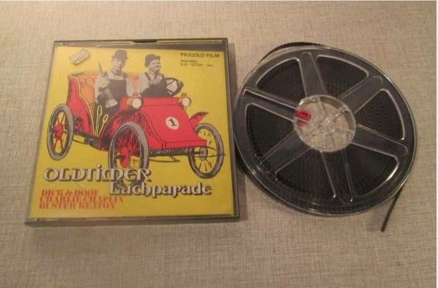Prima Oude Originele 8mm Filmrol - Oldtimer lachparade, Audio, Tv en Foto, Filmrollen, Ophalen of Verzenden, 8mm film