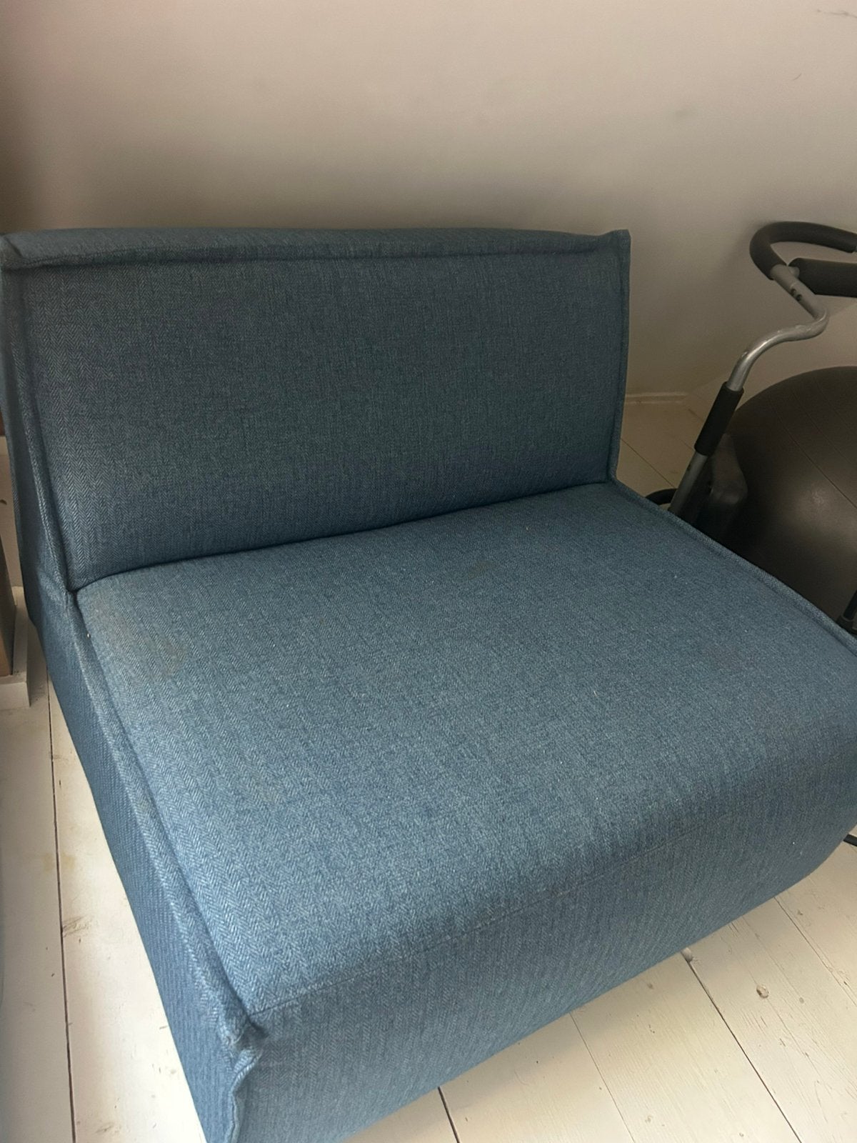 Chill loungebankje jeanskleur!, Huis en Inrichting, Ophalen, Zo goed als nieuw, 75 tot 100 cm