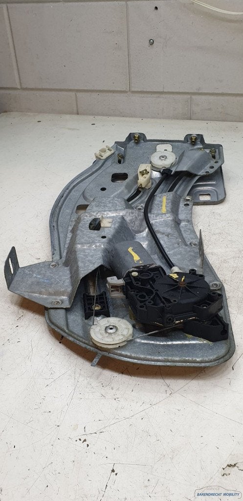 Raammechanisme Megane I Renault links achter 7700848450 cabr, Renault Group, Gebruikt, Contact.group@renault.com, Renault