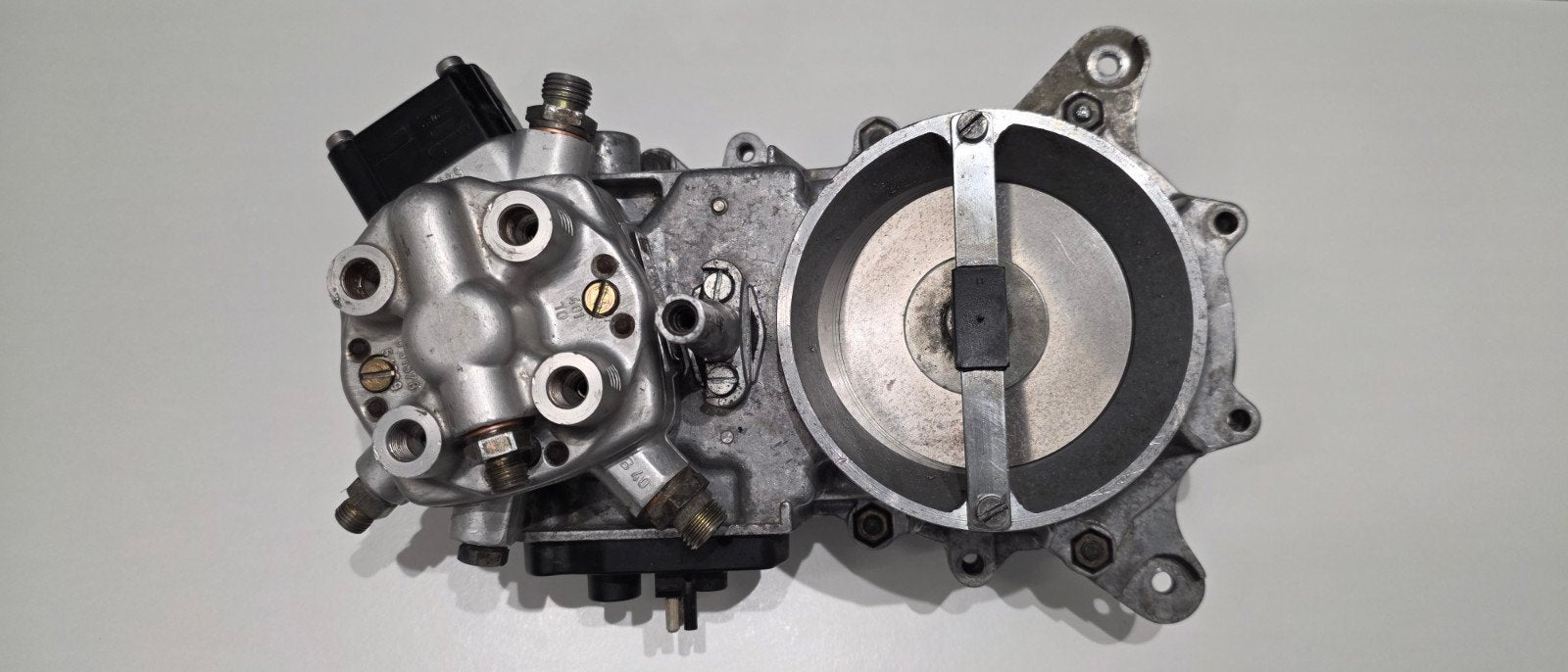 Spinnekop Mercedes-Benz 0438101026 0438121043 W124 W201 230, Ophalen, Gebruikt, Mercedes-Benz