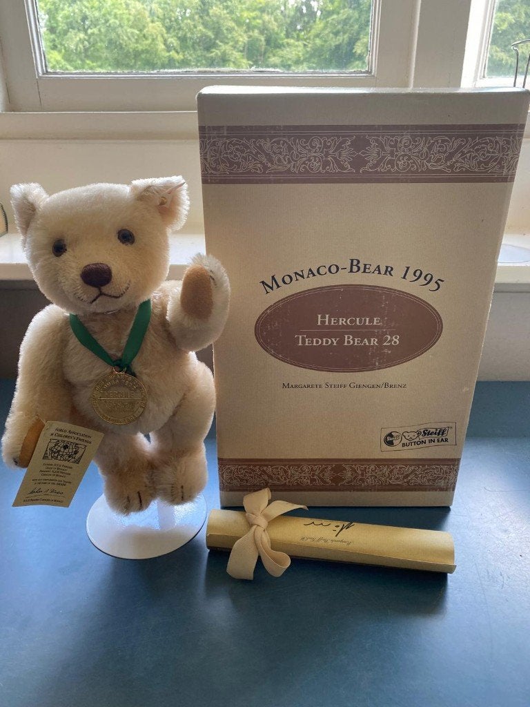 Limited edition Steiff Monaco beer 1995, Verzamelen, Beren en Cherished Teddies, Gebruikt, Stoffen beer, Steiff, Ophalen of Verzenden