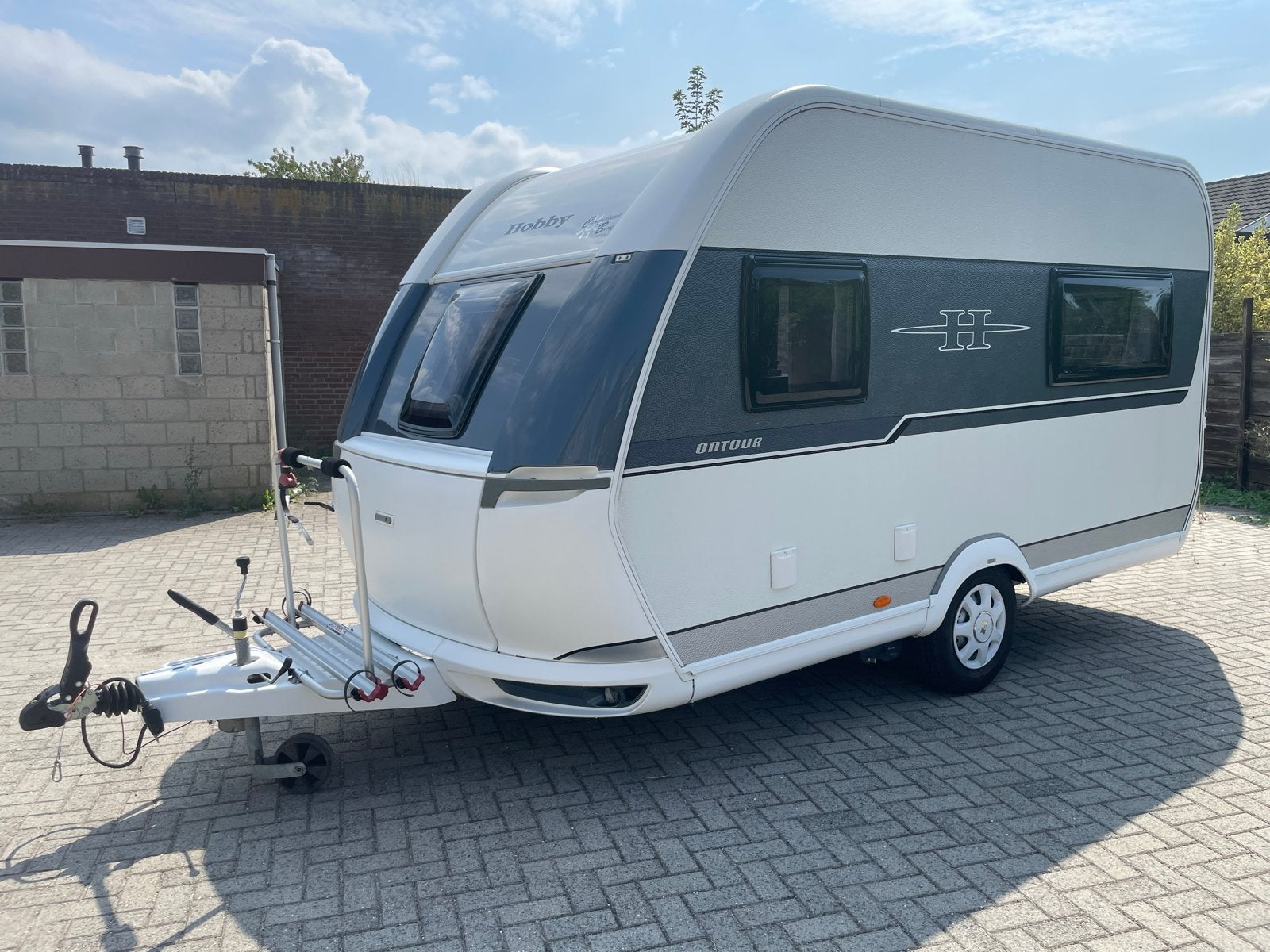 Hobby OnTour 390 SF - AIRCO+MOVER+VOORTENT+FIETSENREK, Caravans en Kamperen, Vast bed, Hobby, Treinzit, Tot en met 3