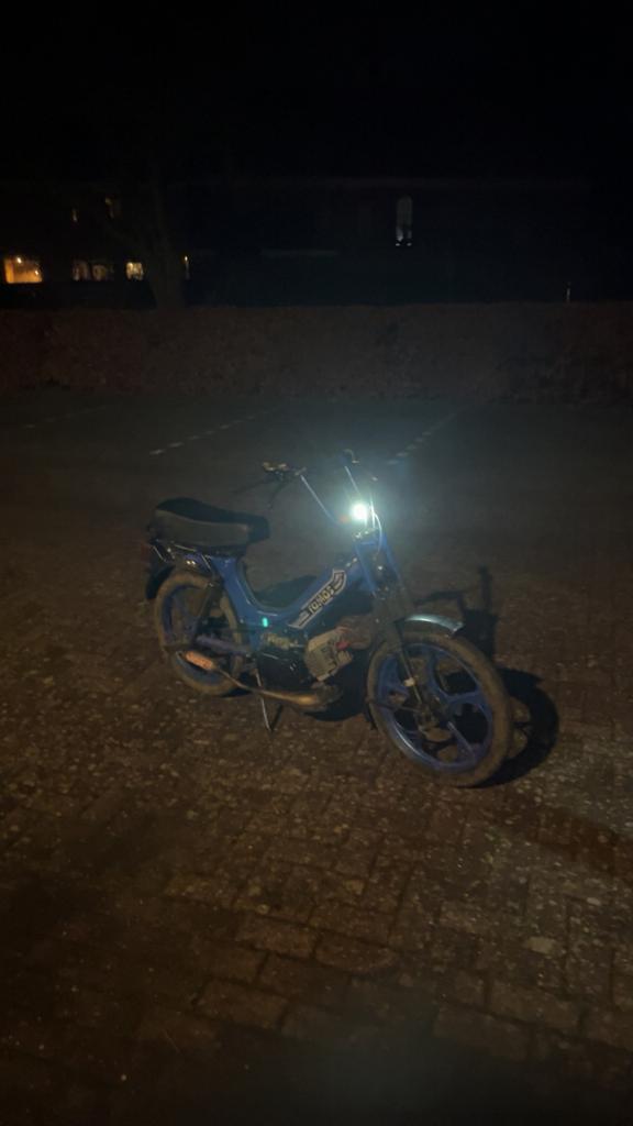 Tomos te koop, Fietsen en Brommers, Brommers | Tomos, Zo goed als nieuw, Standard, Ophalen