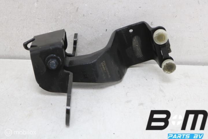 Rolgeleiding schuifdeur linksachter VW Trans. T7 7TG837016E, Gebruikt