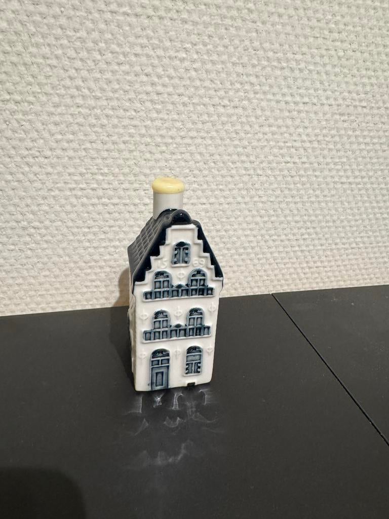 KLM Huisje nr. 18 Bols Delfts Blauw, Verzamelen, Ophalen of Verzenden, Zo goed als nieuw